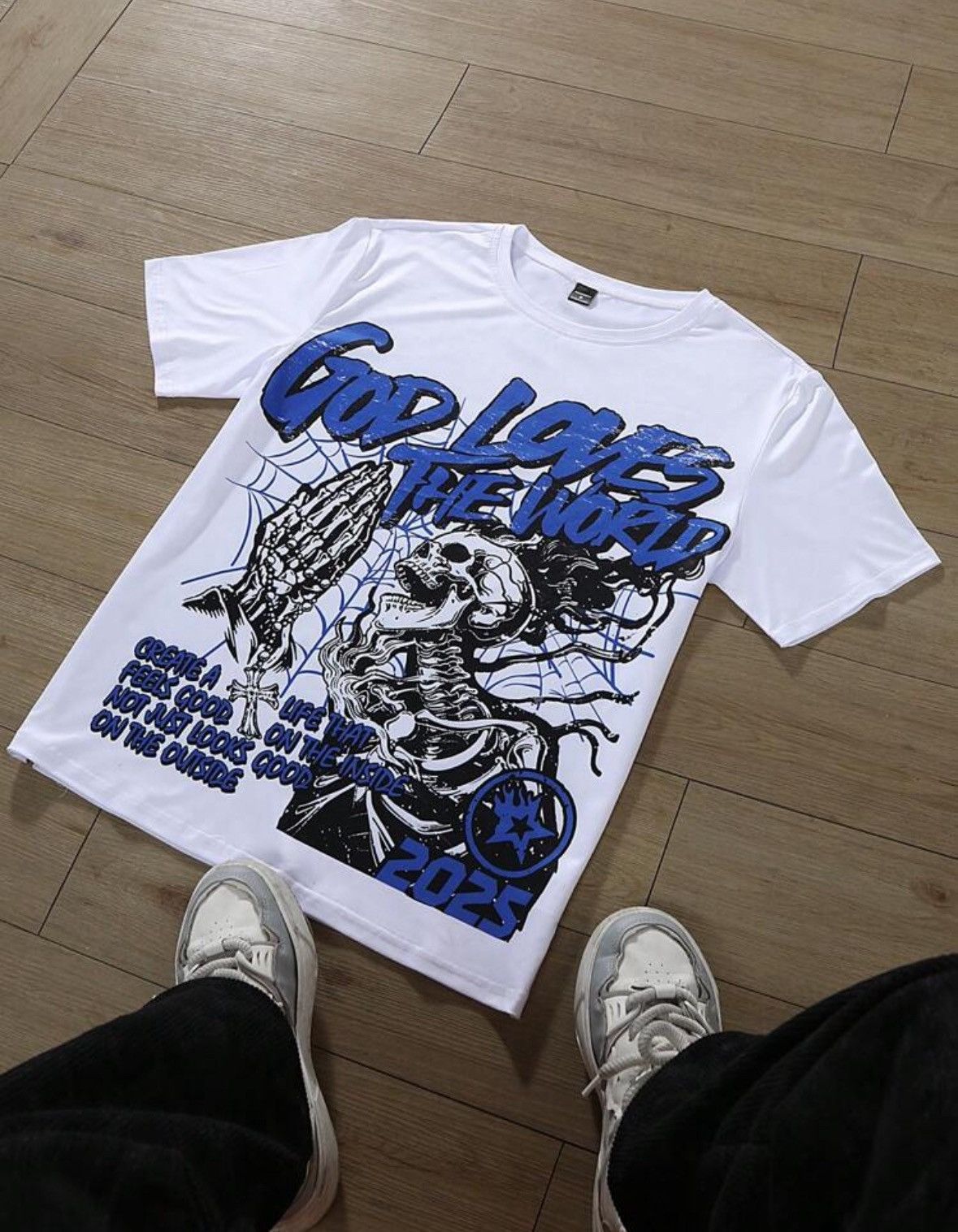 Other White “god loves the world” graphic t shirt Size US S / EU 44-46 / 1 - 1 Thumbnail