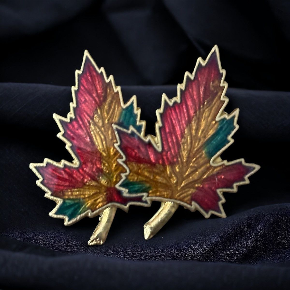 Vintage Vintage Autumn maple leaves brooch Size ONE SIZE - 1 Thumbnail