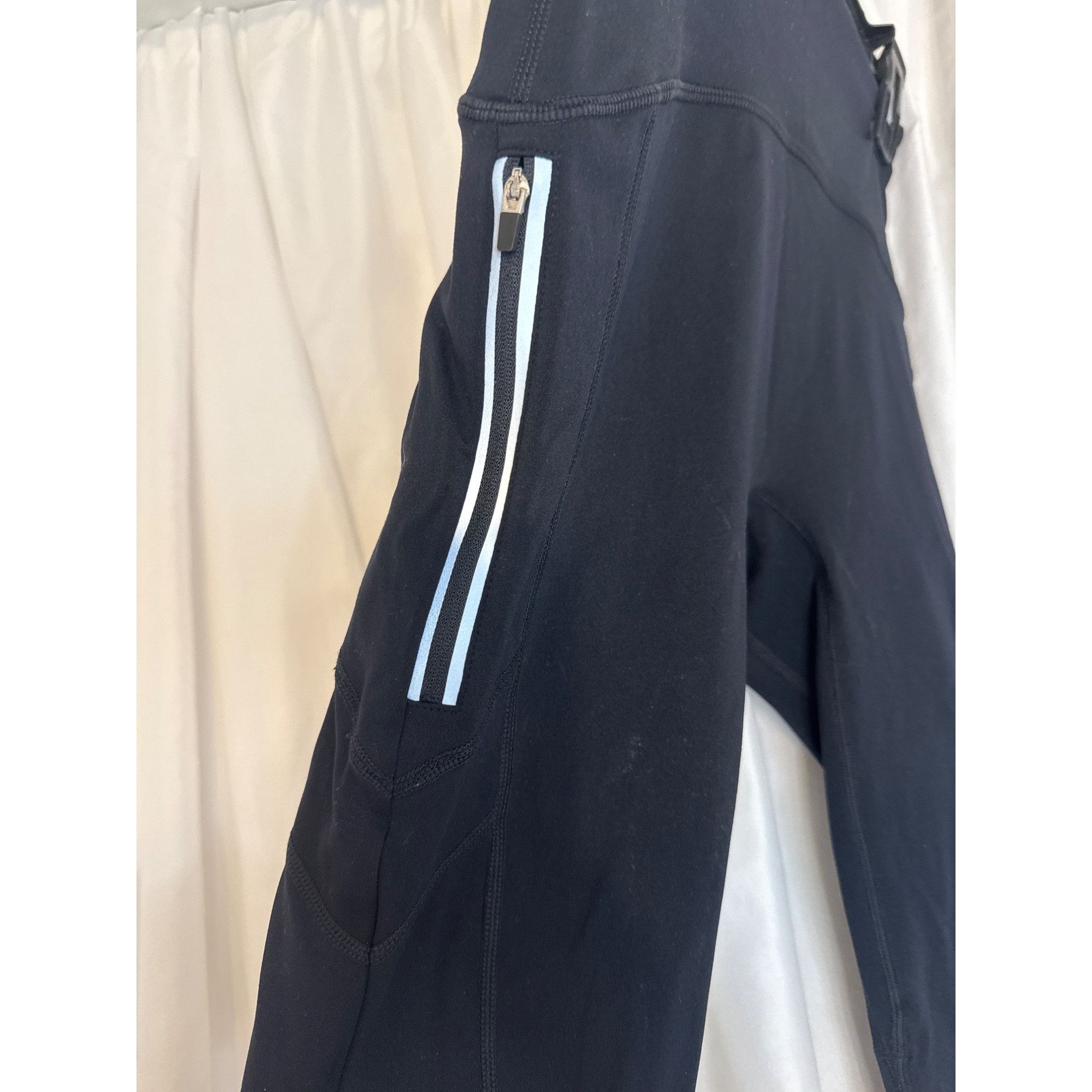 Fabletics Fabletics Motion365 Womens Black High-Waisted Leggings With Size 26" / US 2 / IT 38 - 4 Thumbnail