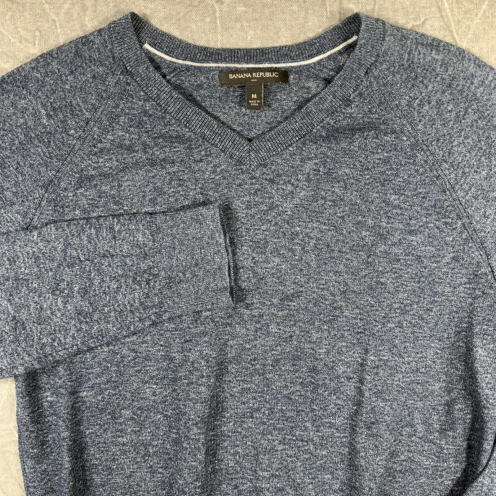 Banana Republic Banana Republic Sweater Women's M Blue V-Neck 100% Cotton Size M / US 6-8 / IT 42-44 - 1 Thumbnail