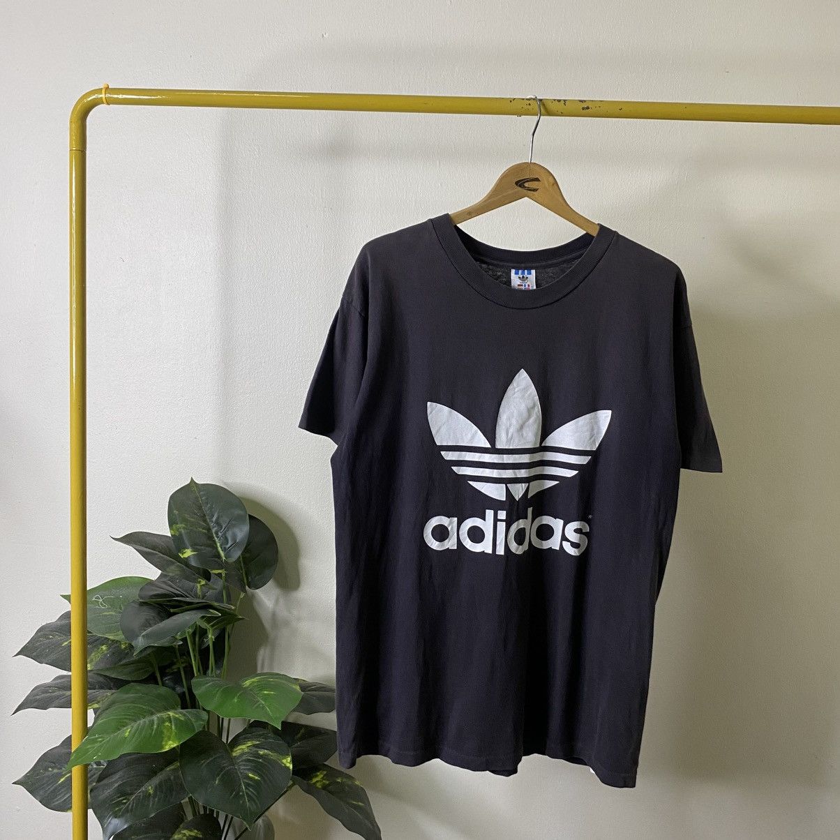 Adidas Vintage 1990s Adidas Double Sided Graphic Tee Size US L / EU 52-54 / 3 - 1 Thumbnail
