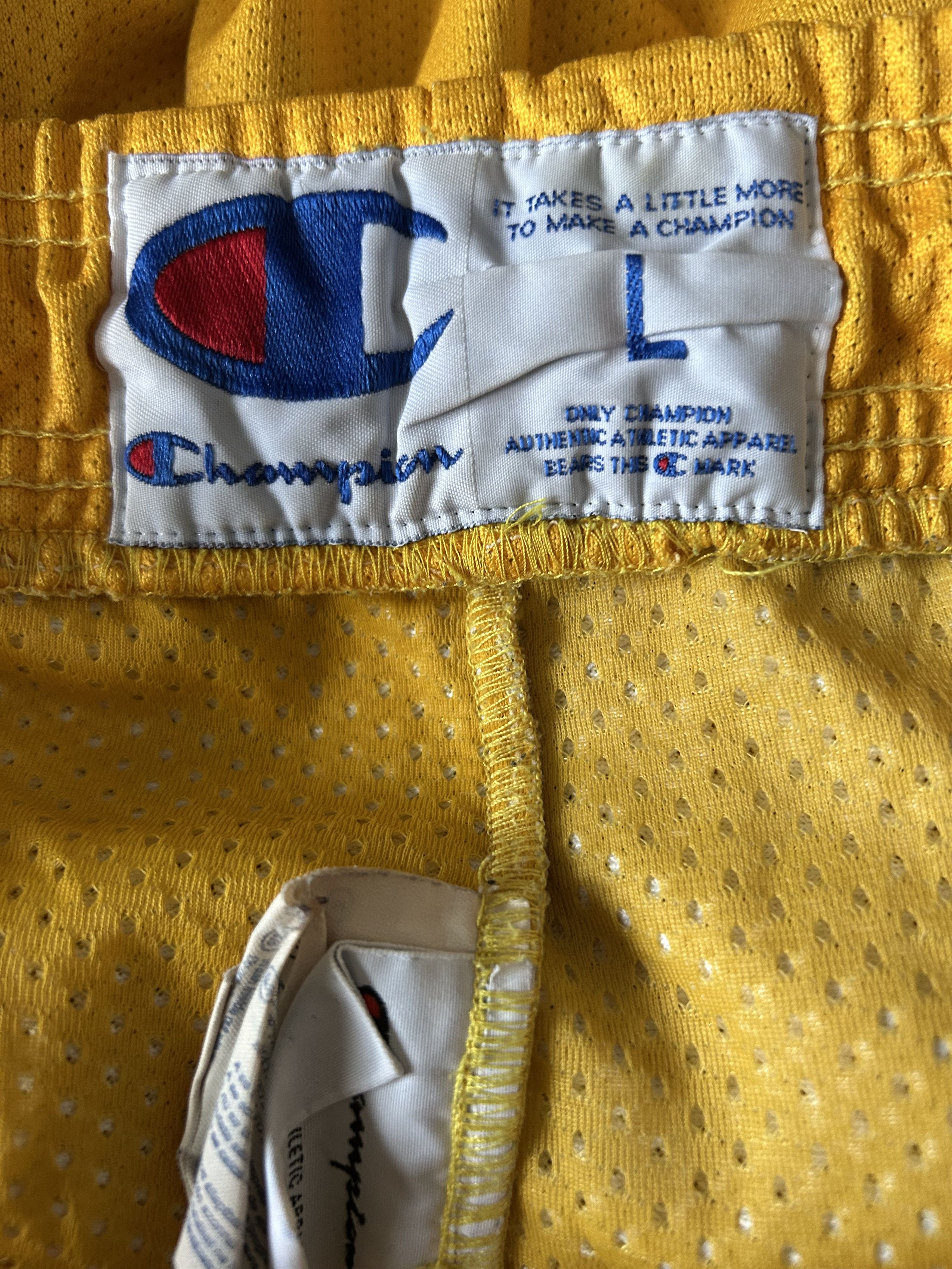 Champion Vintage LOS ANGELES LAKERS Shorts - Champion - L - SALE Size US 32 / EU 48 - 5 Thumbnail