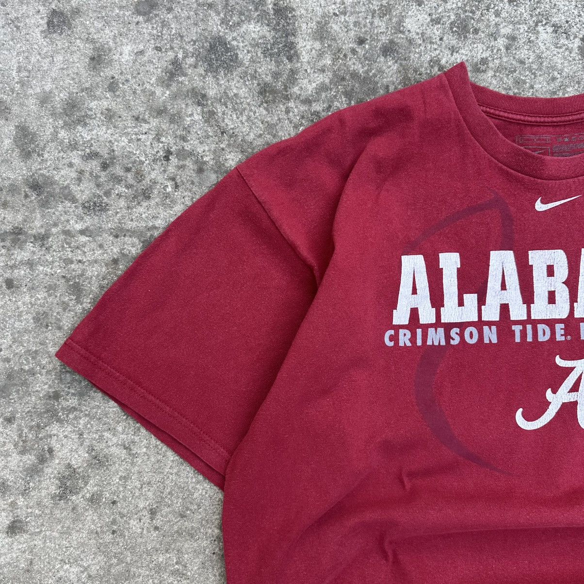 Y/Project Vintage Nike Alabama T-shirt Crimson Tide Basketball Y2K 00s Size US L / EU 52-54 / 3 - 3 Thumbnail
