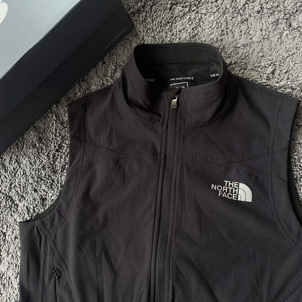 The North Face The North Face y2k Full Zip APEX Flight Series women’s Size S / US 4 / IT 40 - 2 Thumbnail
