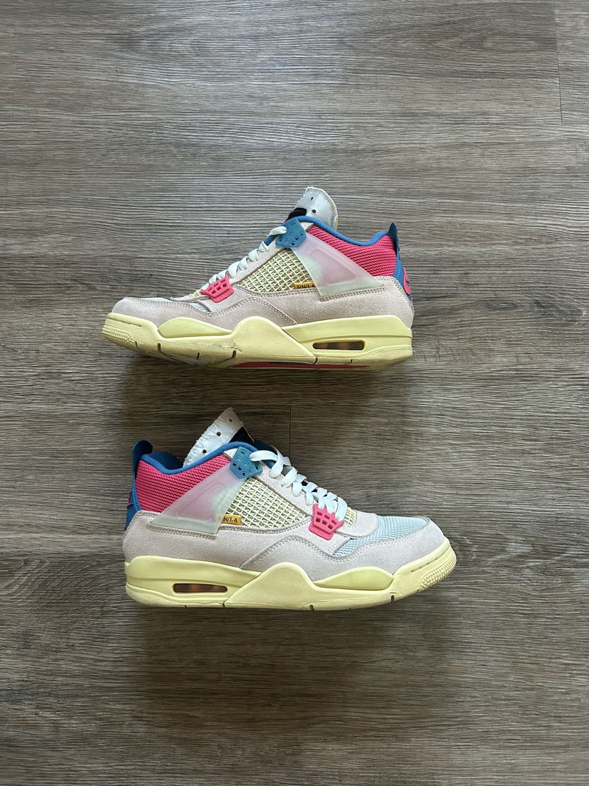 Jordan Brand × Nike Jordan 4 Guava Ice Size 8.5 Size US 8.5 / EU 41-42 - 2 Thumbnail