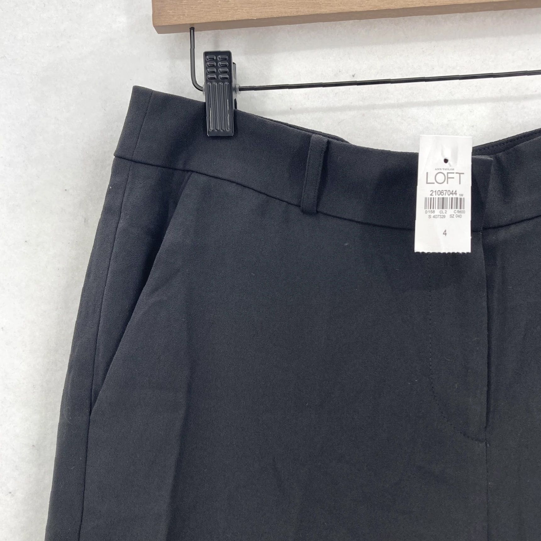 Loft LOFT Ann Taylor Culottes Pants Womens 4 Black Cropped Wide Leg Work Dress Office Dress Pants Cropped Wide-Leg Size 27" / US 4 / IT 40 - 3 Thumbnail