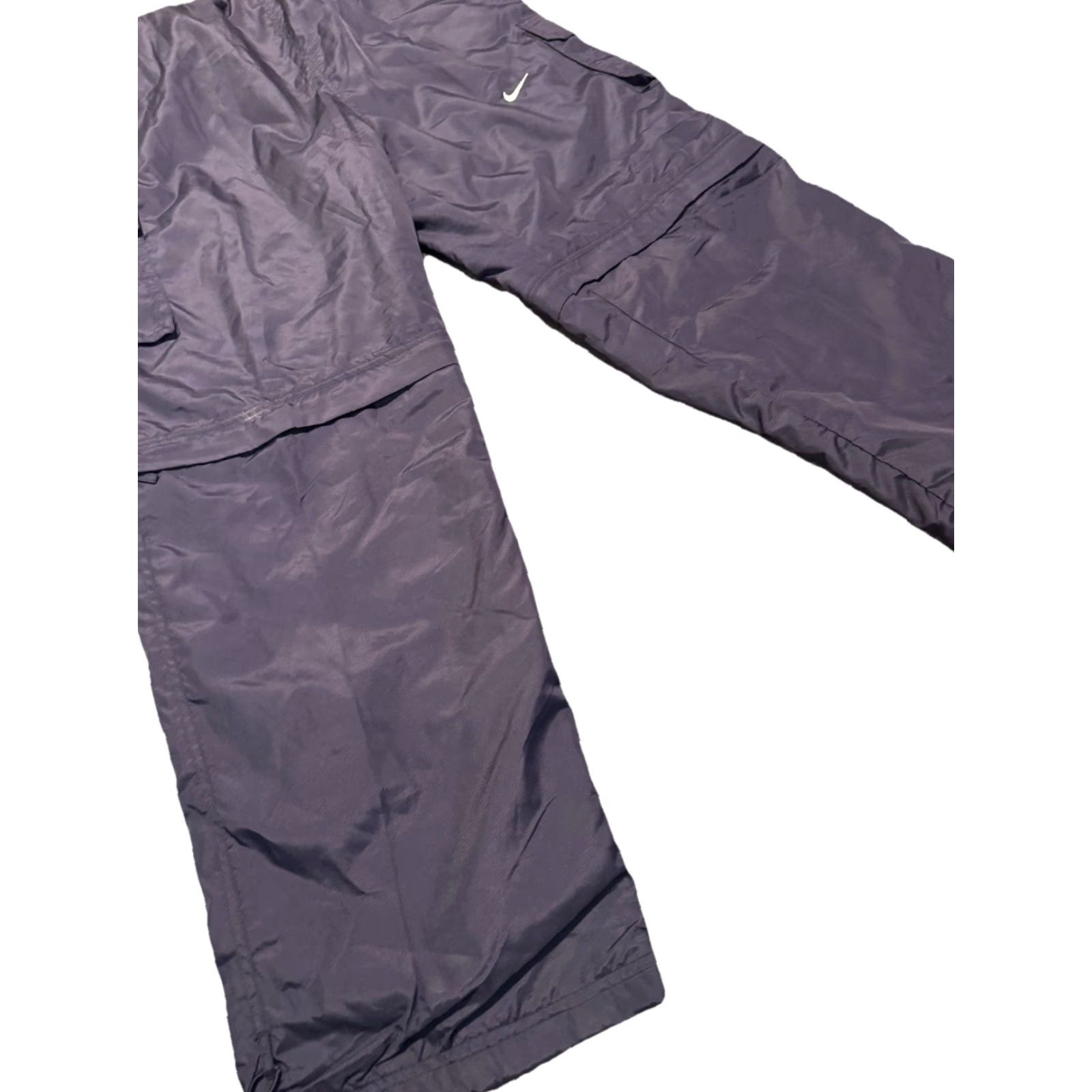 Nike VINTAGE Nike Mens Black Cargo Pants/Shorts Windbreaker 90s Baggy L/XL Wind Pants Size US 33 - 4 Thumbnail