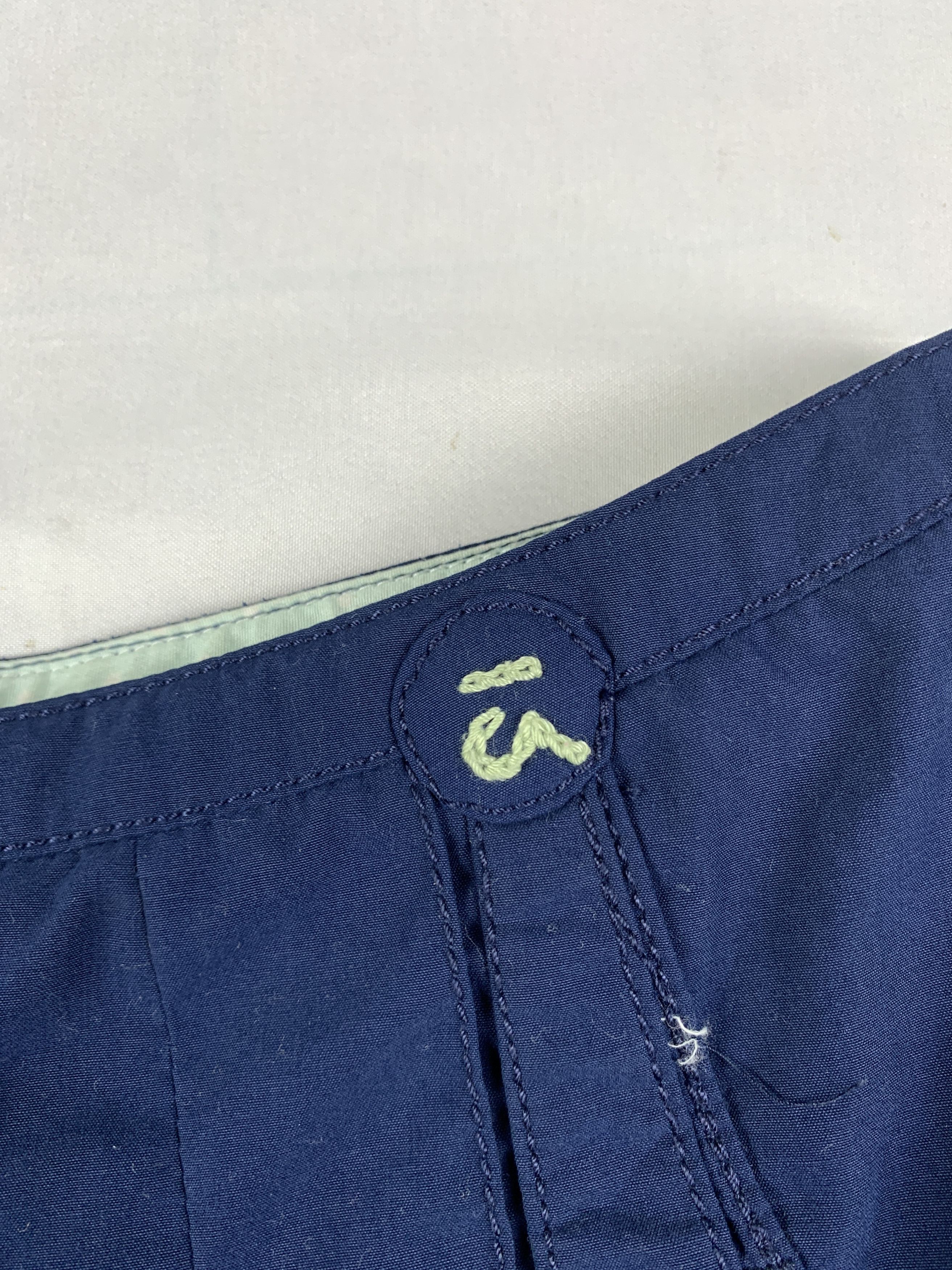 Japanese Brand a la sha Navy Pleated Embroidered Mini Skirt (S/28) Size 28" / US 6 / IT 42 - 7 Thumbnail