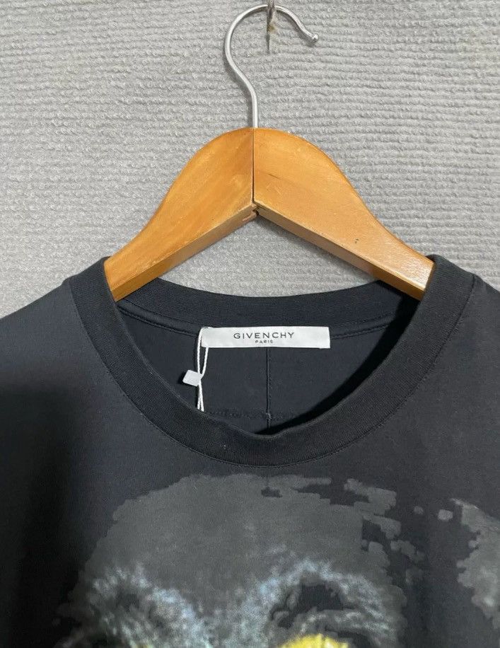Givenchy Givenchy Classic sleeved T-shirt2412-Nextarrow Size US XL / EU 56 / 4 - 3 Thumbnail