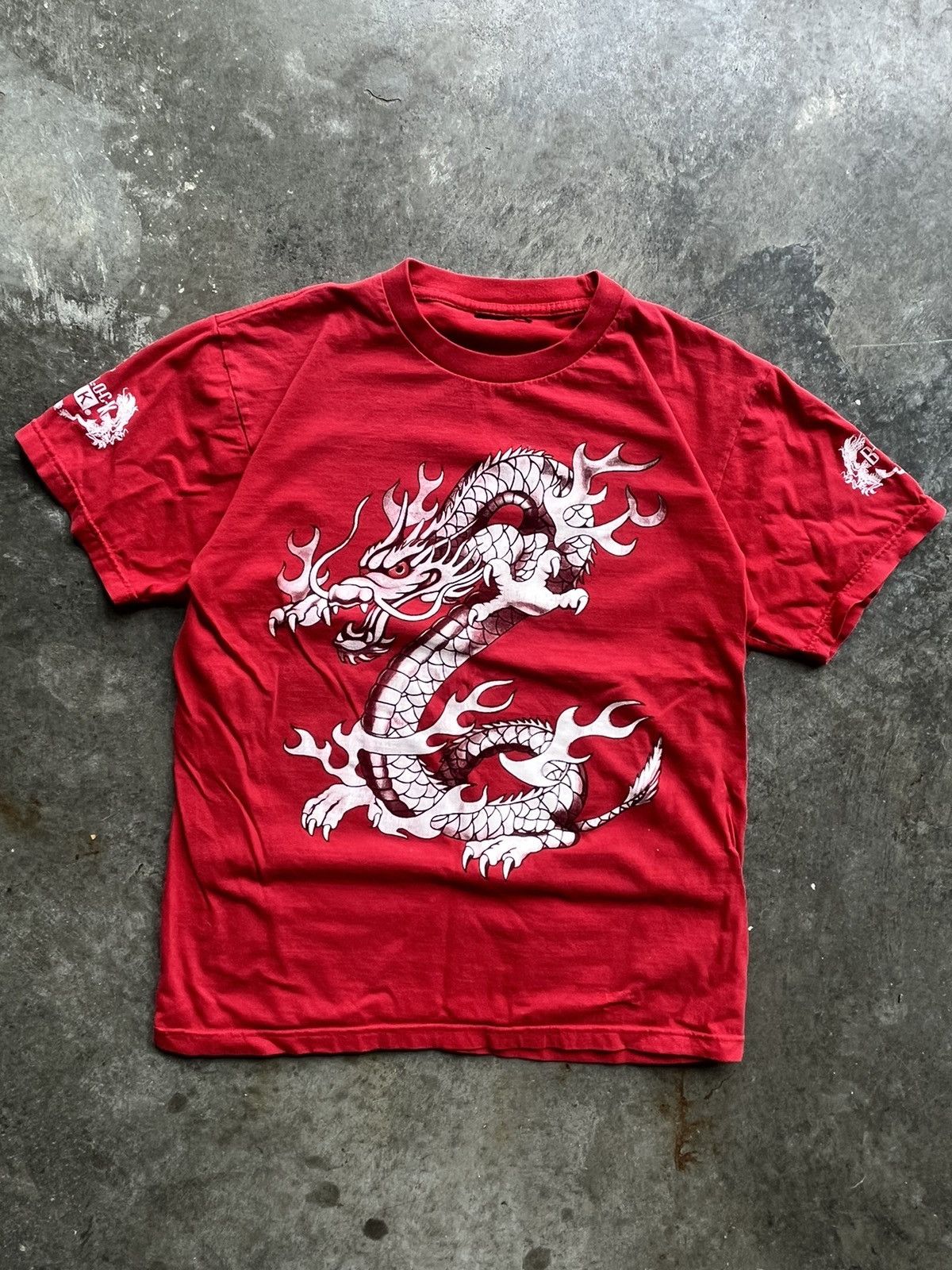 Japanese Brand × Vintage Vintage red dragon tee Size US S / EU 44-46 / 1 - 2 Thumbnail