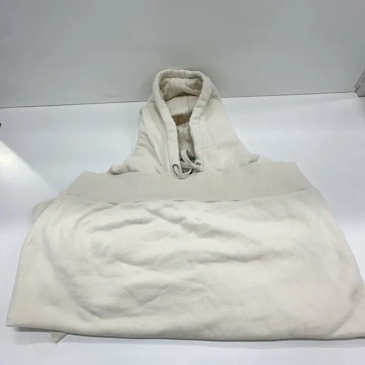 Gucci Gucci Gucci Logo Print Hoodie for Men -2506 Size US M / EU 48-50 / 2 - 6 Thumbnail