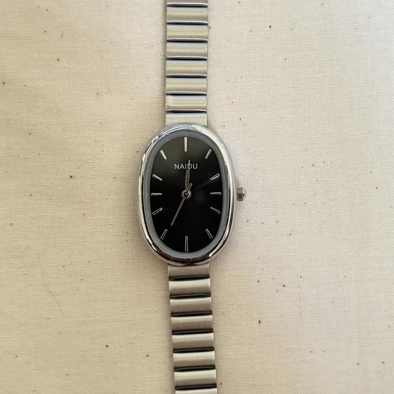 Vintage y2k style silver round stainless steel luxury classy watch Size ONE SIZE - 6 Thumbnail