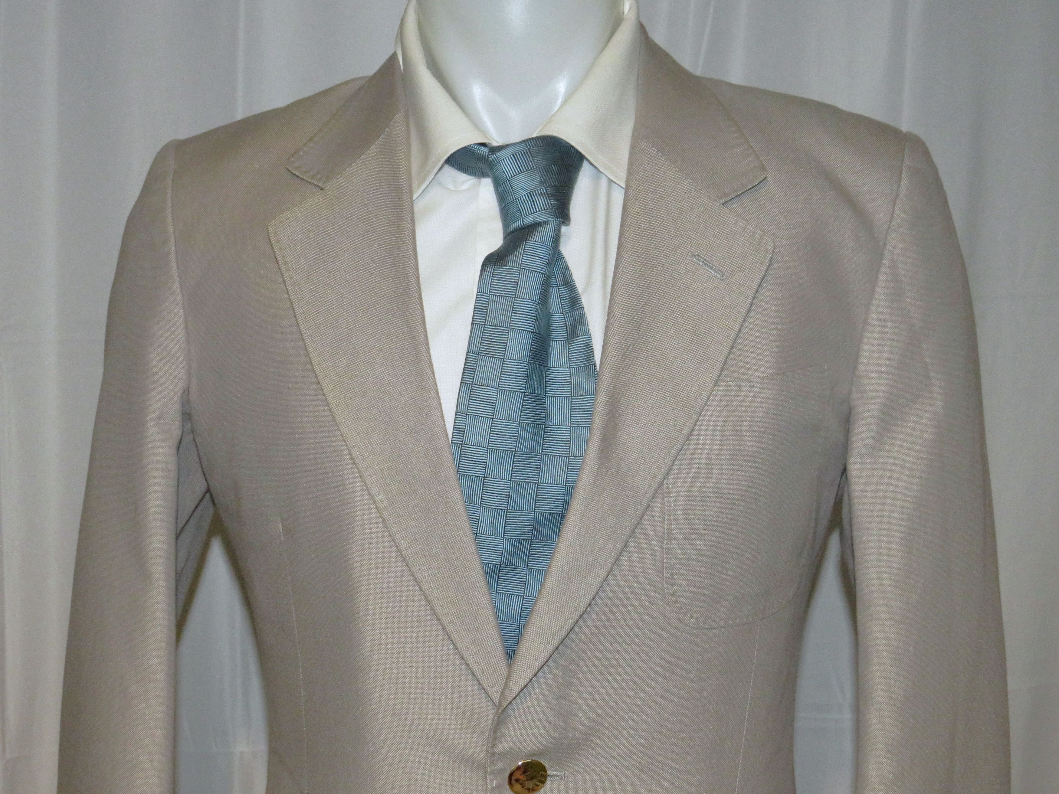 Yves Saint Laurent Beige Cotton Gold Button Two Button Suit 38R Size 38R - 4 Thumbnail