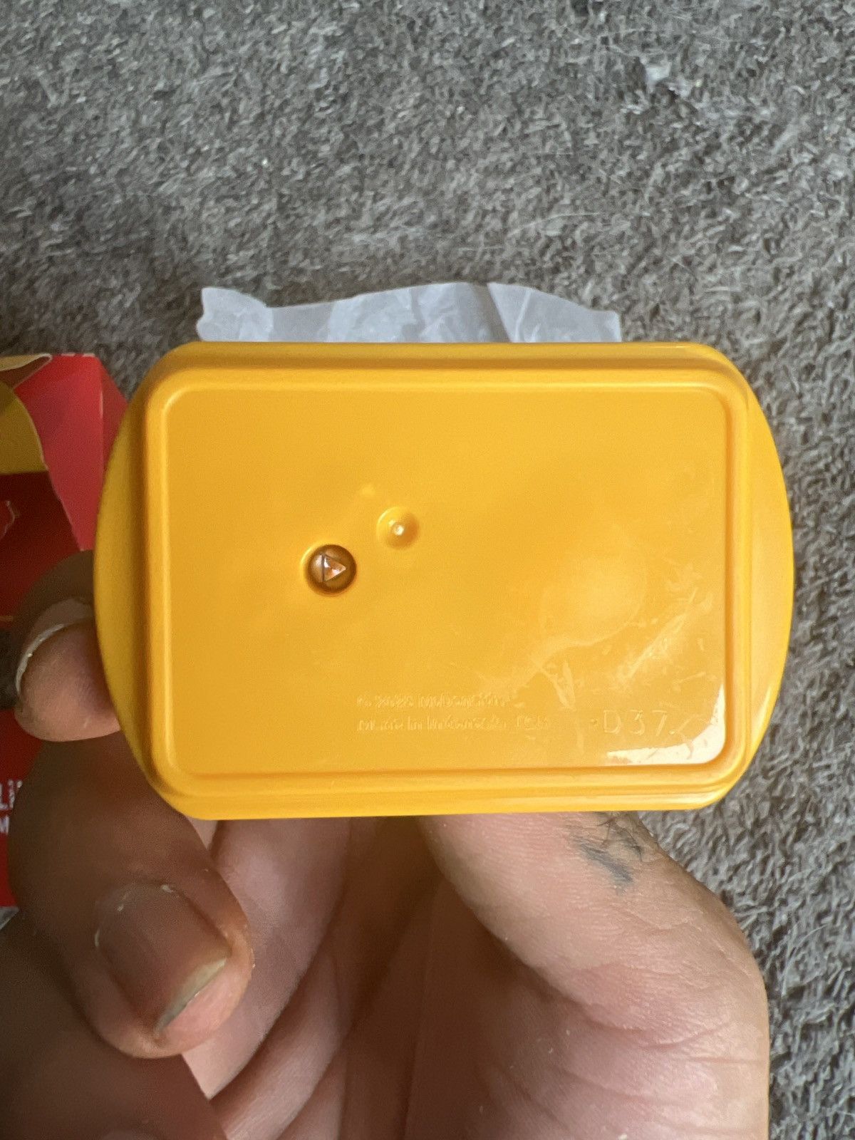 Hypebeast 2025 Lil McDonald’s Happy Meal And Hamburger Miniature Size ONE SIZE - 3 Thumbnail