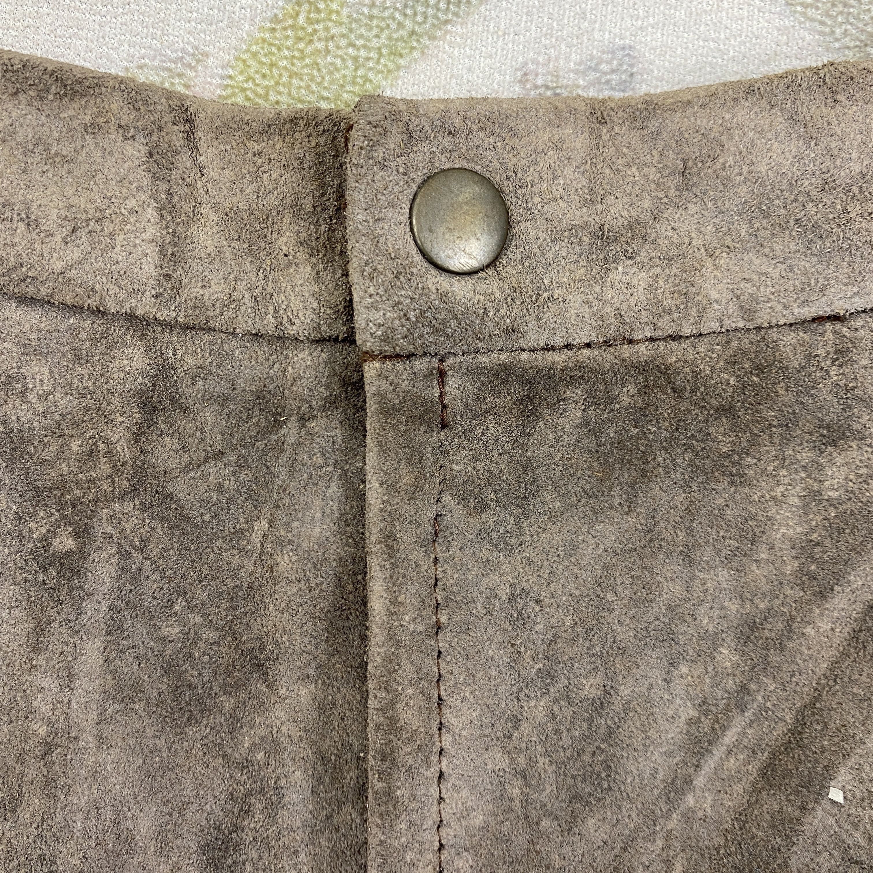 Japanese Brand Vintage High Standard Leather Skirt- J424 Size 22" - 7 Thumbnail