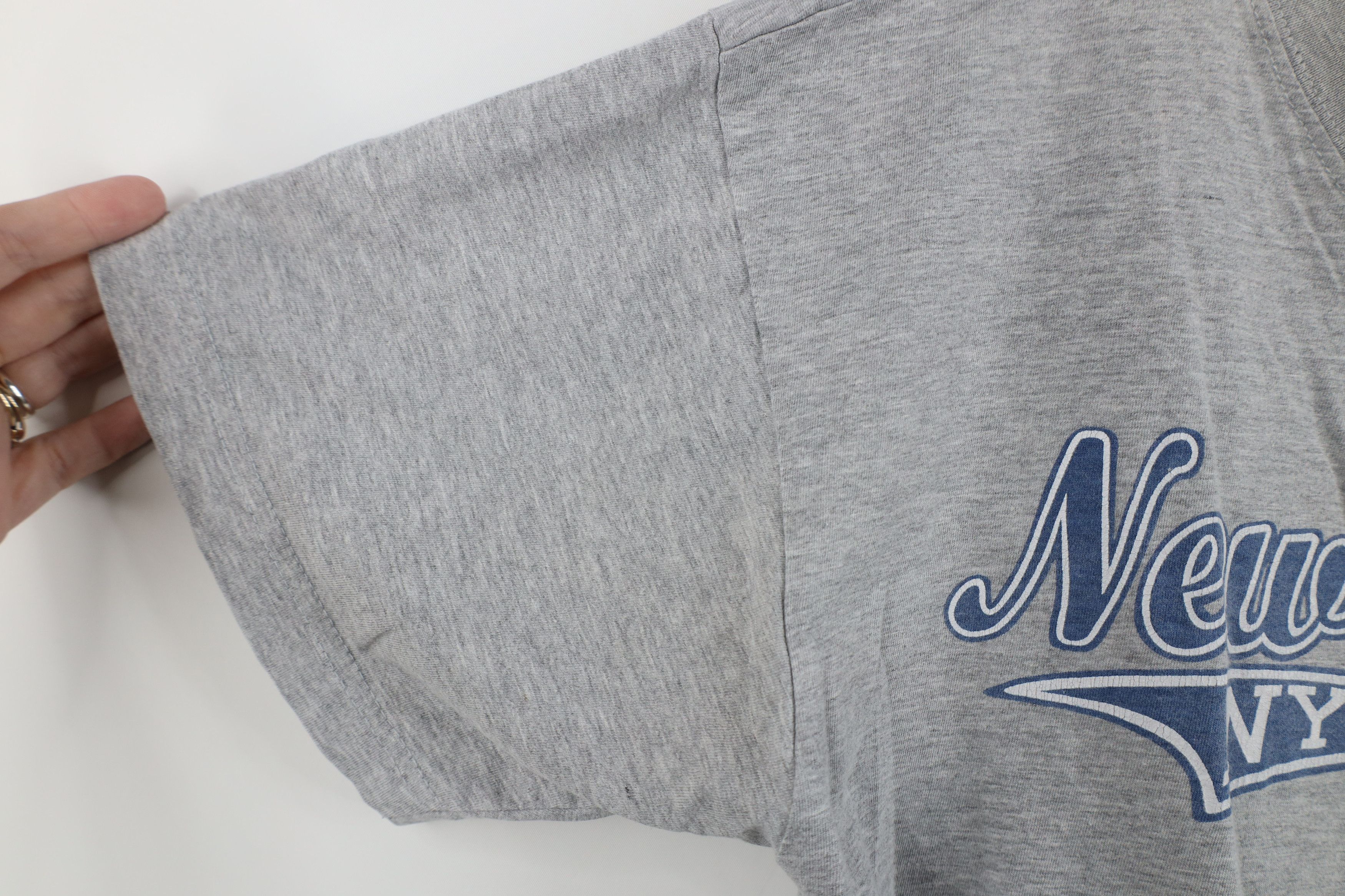 Vintage Vintage 90s Streetwear Spell New York Script T-Shirt Gray Size S / US 4 / IT 40 - 6 Thumbnail