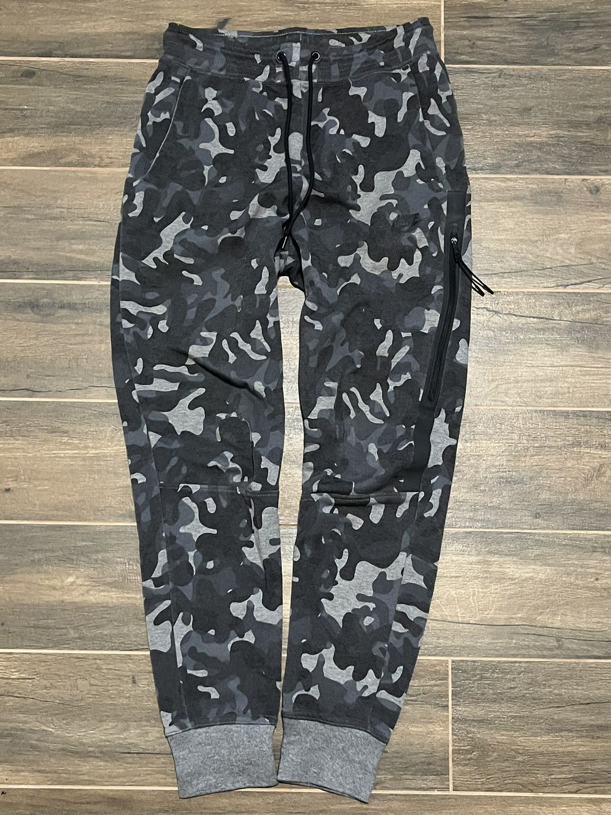 Nike × Vintage Nike Tech Fleece Pant Tracksuit Drill Y2k Streetwear Black Size US 32 / EU 48 - 1 Thumbnail