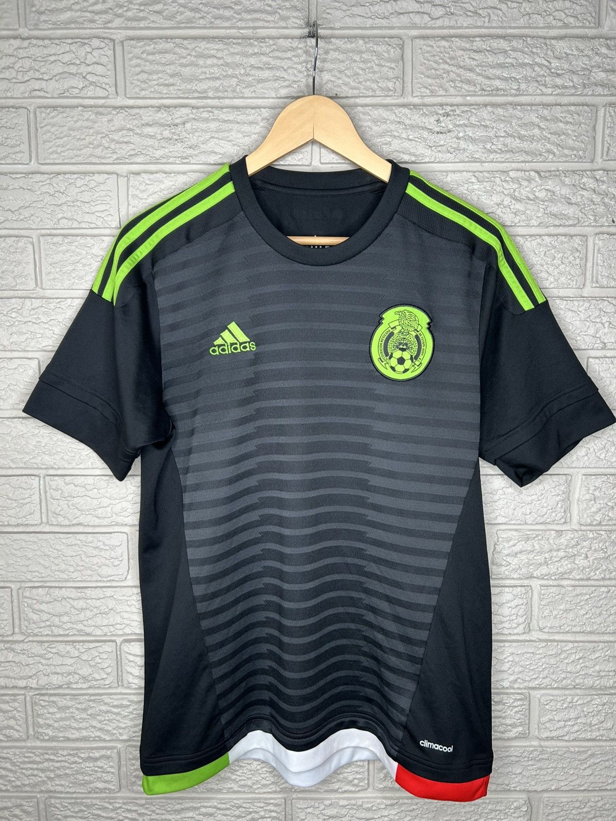 Adidas Adidas Mexico 2015 Home Jersey Size US M / EU 48-50 / 2 - 1 Thumbnail