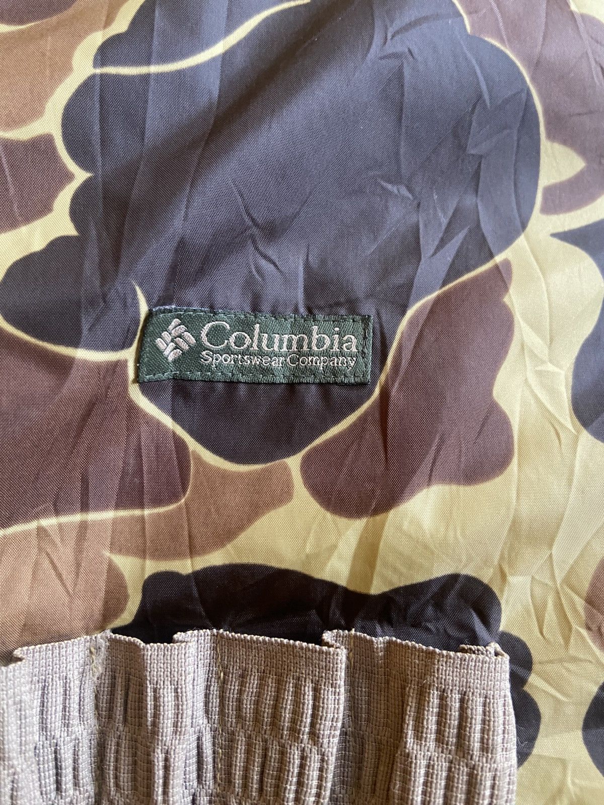 Vintage Vintage Columbia Duck Camo Reversible Puffer Hunting Jacket Size US XL / EU 56 / 4 - 2 Thumbnail