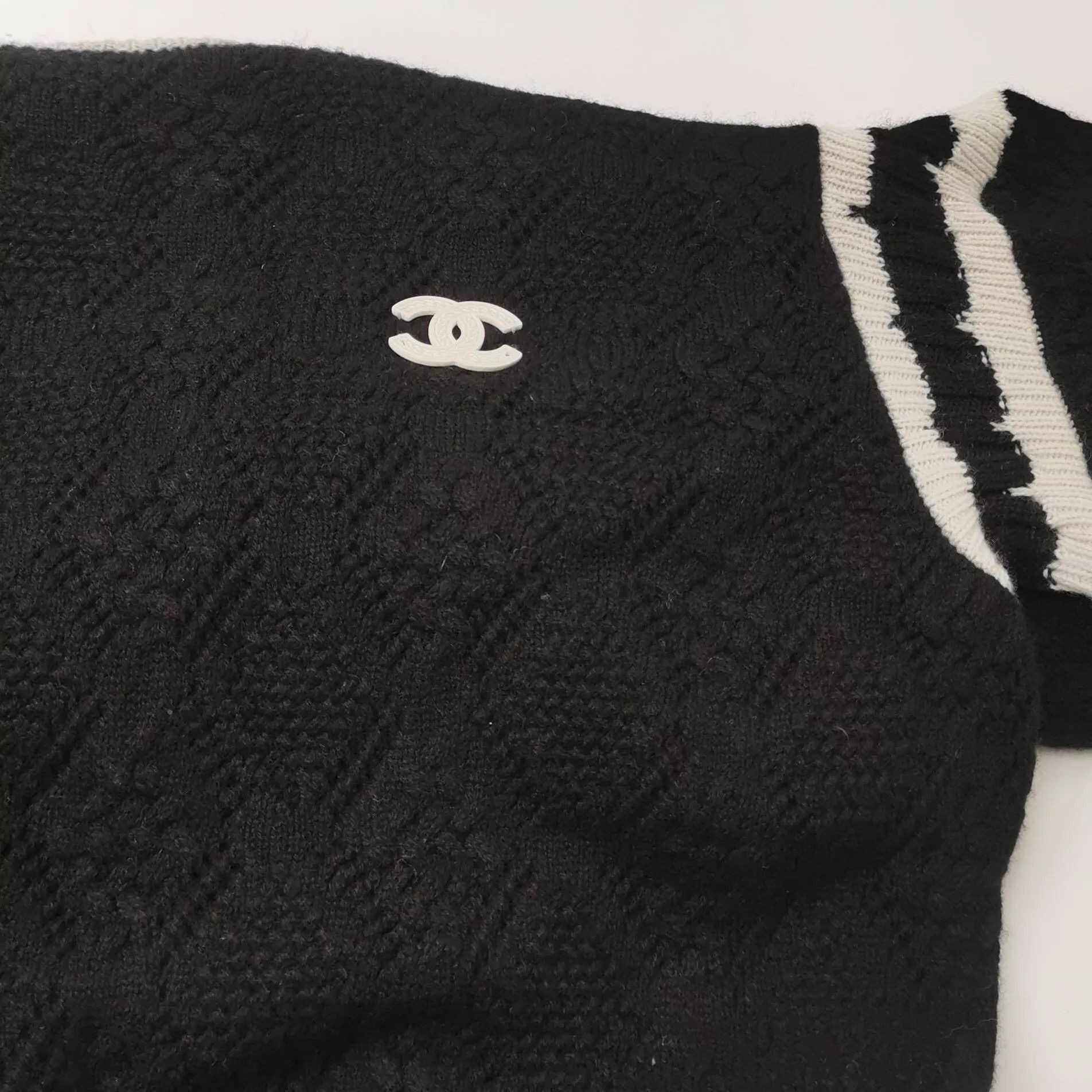 Chanel Chanel Cashmere Crewneck Sweater Size XS / US 0-2 / IT 36-38 - 6 Thumbnail