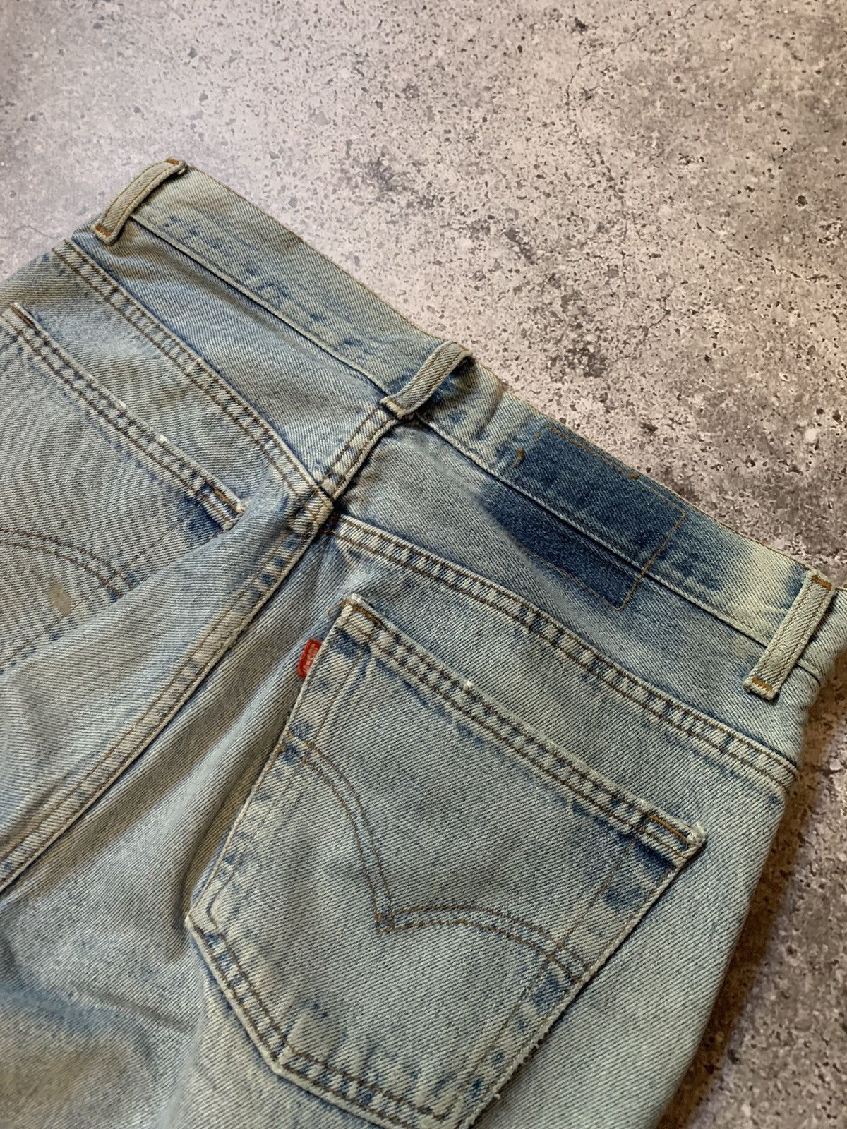 Levi's Vintage Levi's Jeans 501 Light Wash Denim 31x34 Size US 31 - 7 Thumbnail