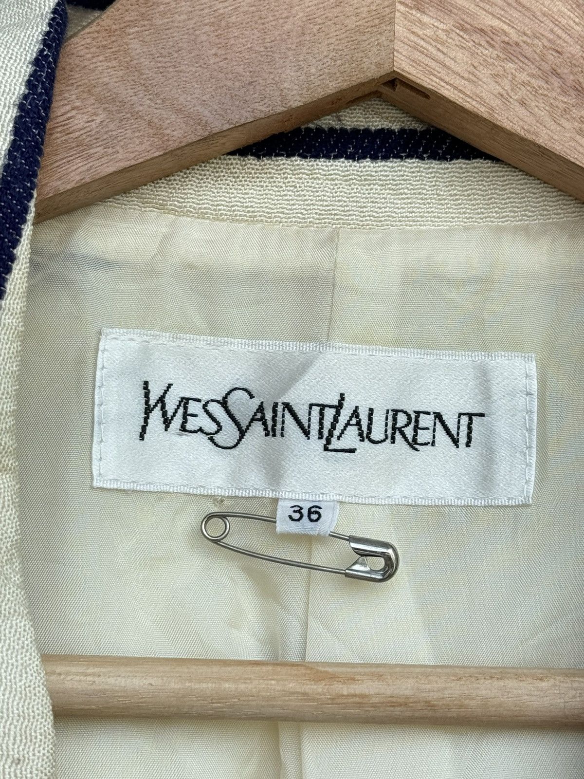 Yves Saint Laurent Yves Saint Laurent YSL Striped Blazer Size M / US 6-8 / IT 42-44 - 9 Thumbnail