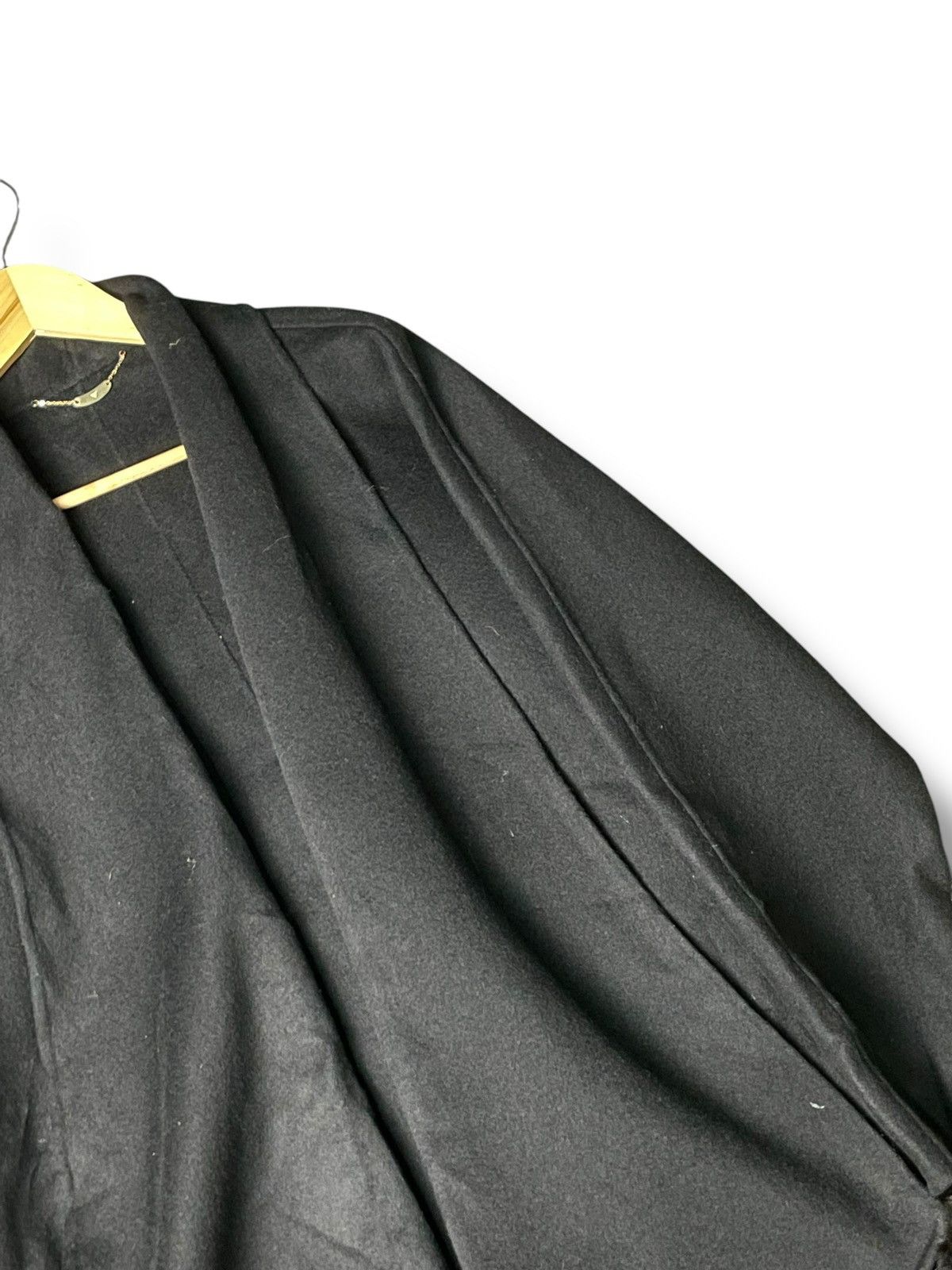 The Unbranded Brand × Vintage Unbranded Brand Long Heavy Coat With Fur Tails (86) Size US M / EU 48-50 / 2 - 2 Thumbnail
