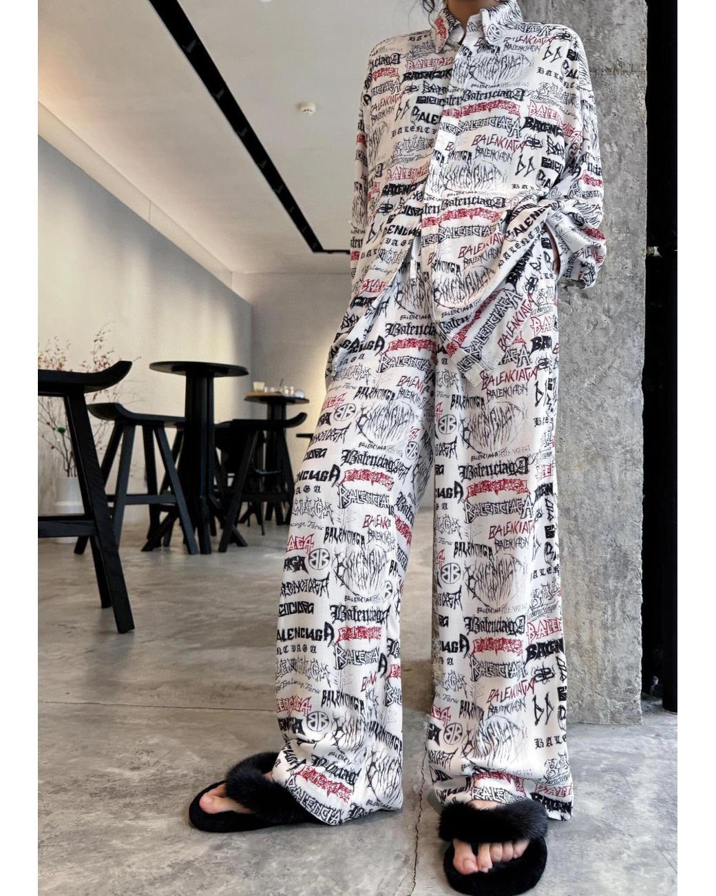 Balenciaga balenciaga diy logo print long sleeve shirt large fit Size US L / EU 52-54 / 3 - 1 Thumbnail
