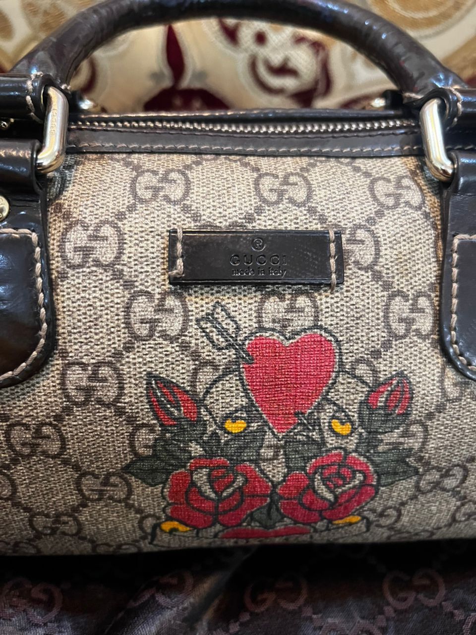Gucci Authentic Gucci Beige Ebony Heart Tattoo GG Supreme Small Size ONE SIZE - 9 Thumbnail