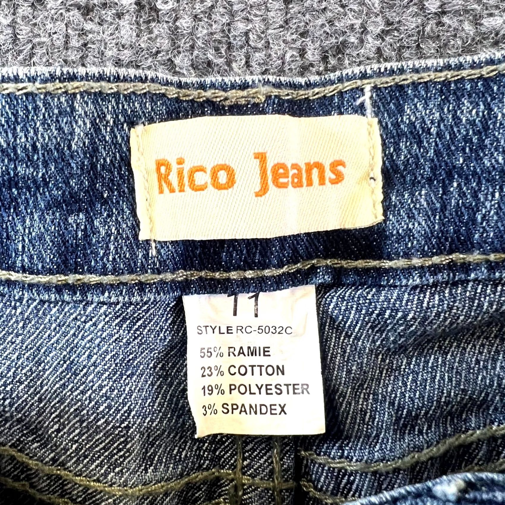 Vintage Rico Capri Jeans Women's 11 Blue Cotton Denim Workwear Embroidered Stretch Capris Size 34" / US 12 / IT 48 - 5 Thumbnail