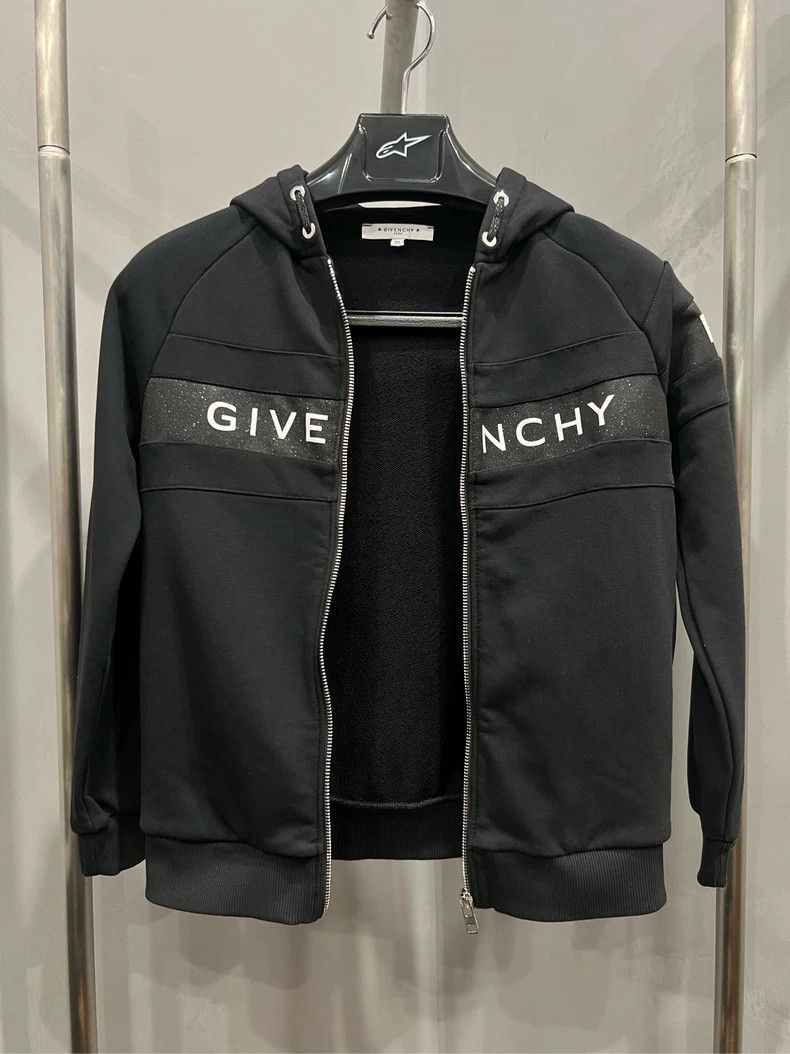 Givenchy Givenchy Size12 Zip-up Hoodie 10641 58/ Size US M / EU 48-50 / 2 - 1 Thumbnail