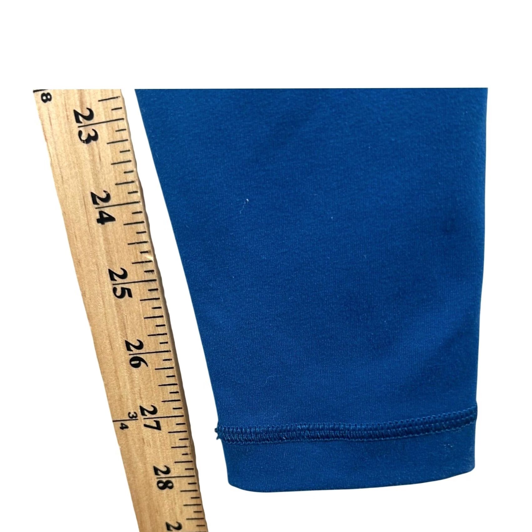Lululemon VINTAGE? No. Wait—do not add text beyond original words. Size 27" / US 4 / IT 40 - 6 Thumbnail