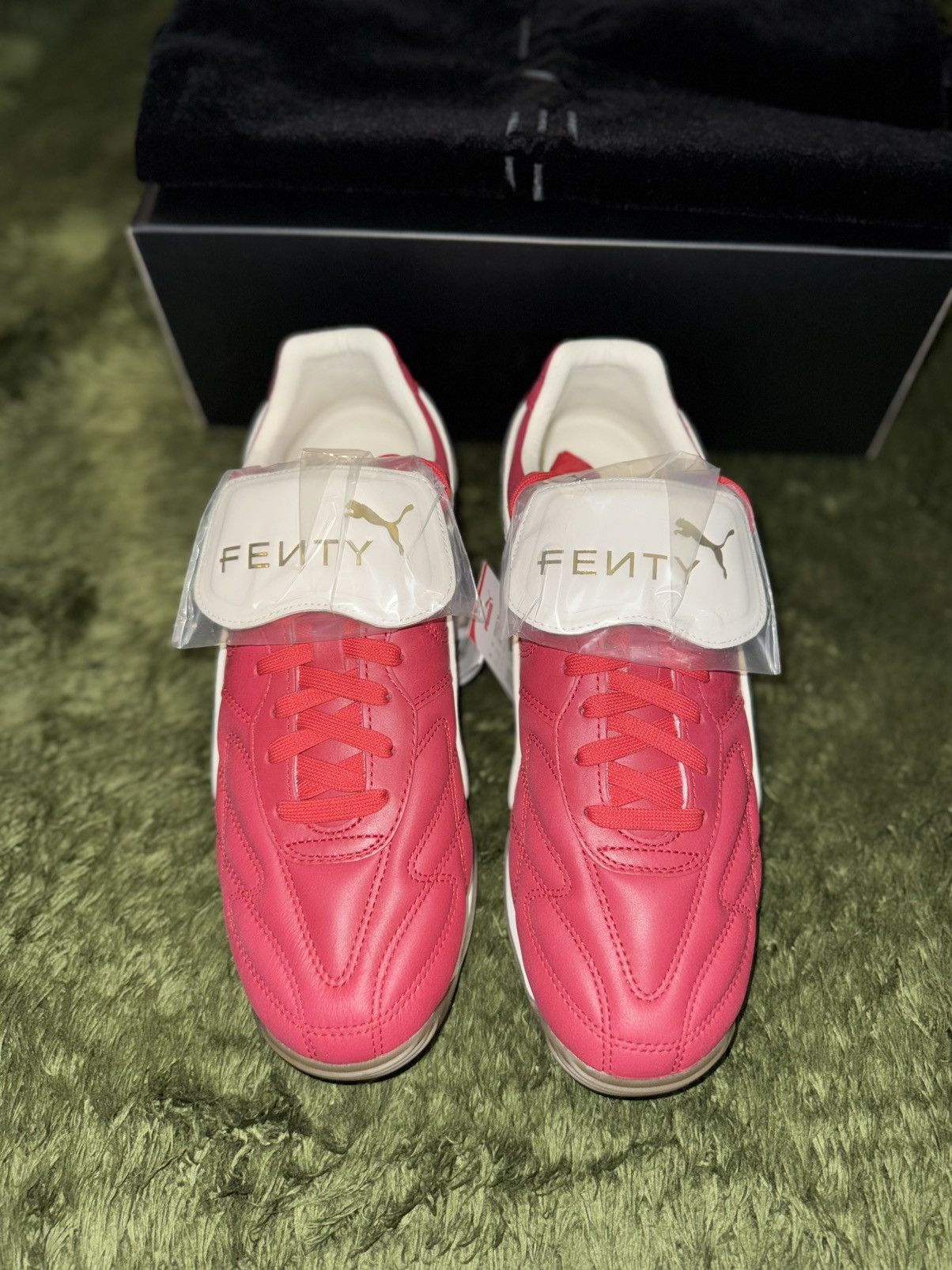 Fenty × Puma [US 9.5] Puma x FENTY Rihanna Avanti Club Red Gum Size US 9.5 / EU 42-43 - 2 Thumbnail