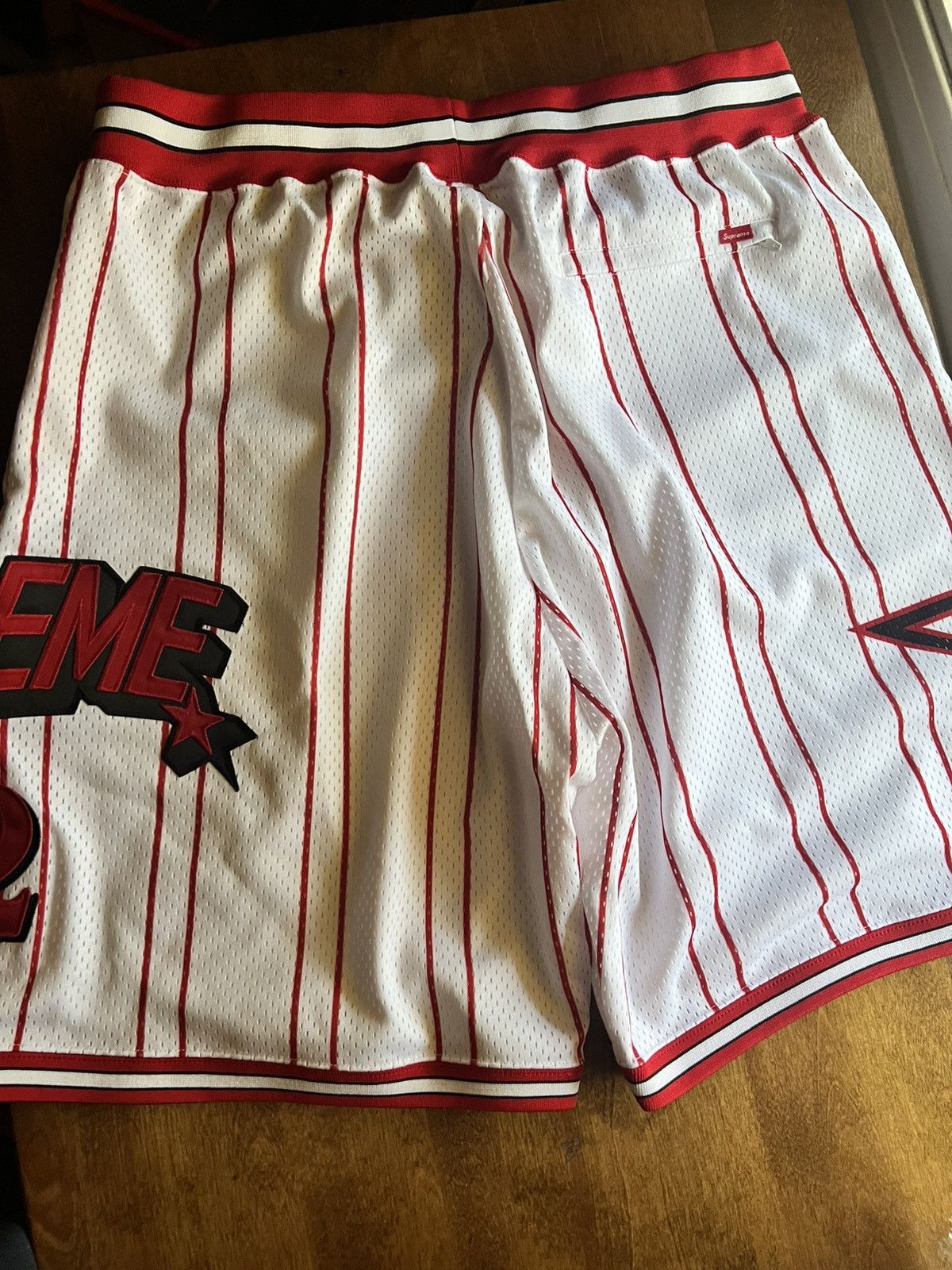 Supreme × Vintage Supreme Star Basketball Short Size US 32 / EU 48 - 4 Thumbnail