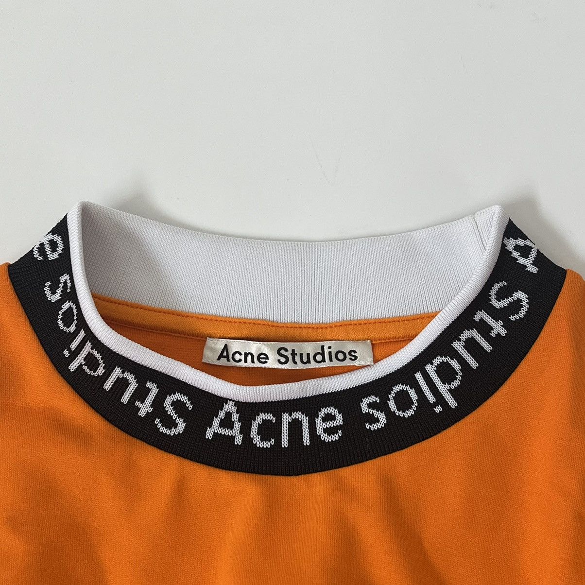 Acne Studios Acne Studios logo neck carrot orange Size US S / EU 44-46 / 1 - 6 Thumbnail