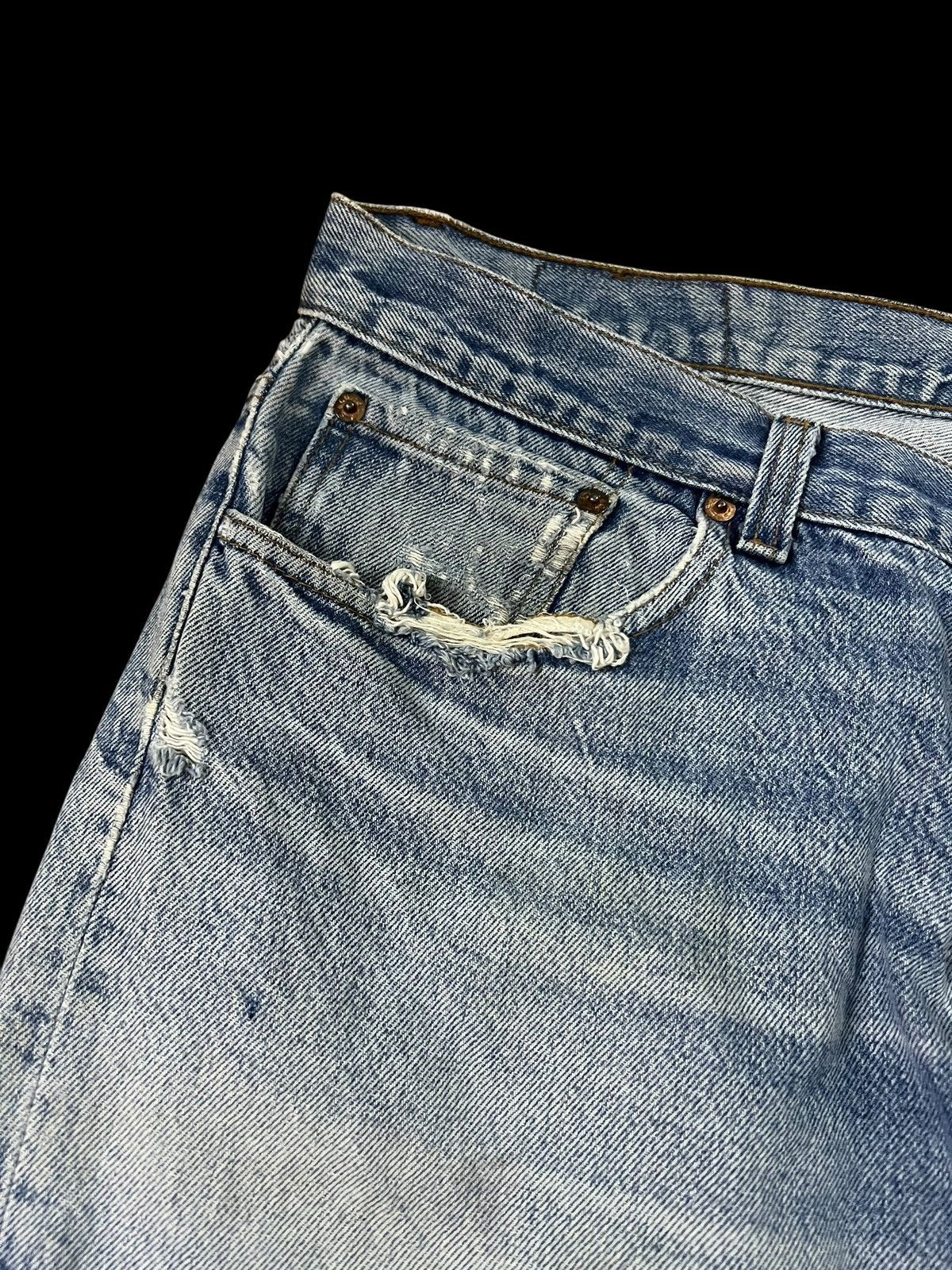 Levi's Vintage 90’s Levi’s 501 Mud Wash Distressed Ripped Jean Size US 34 / EU 50 - 8 Thumbnail