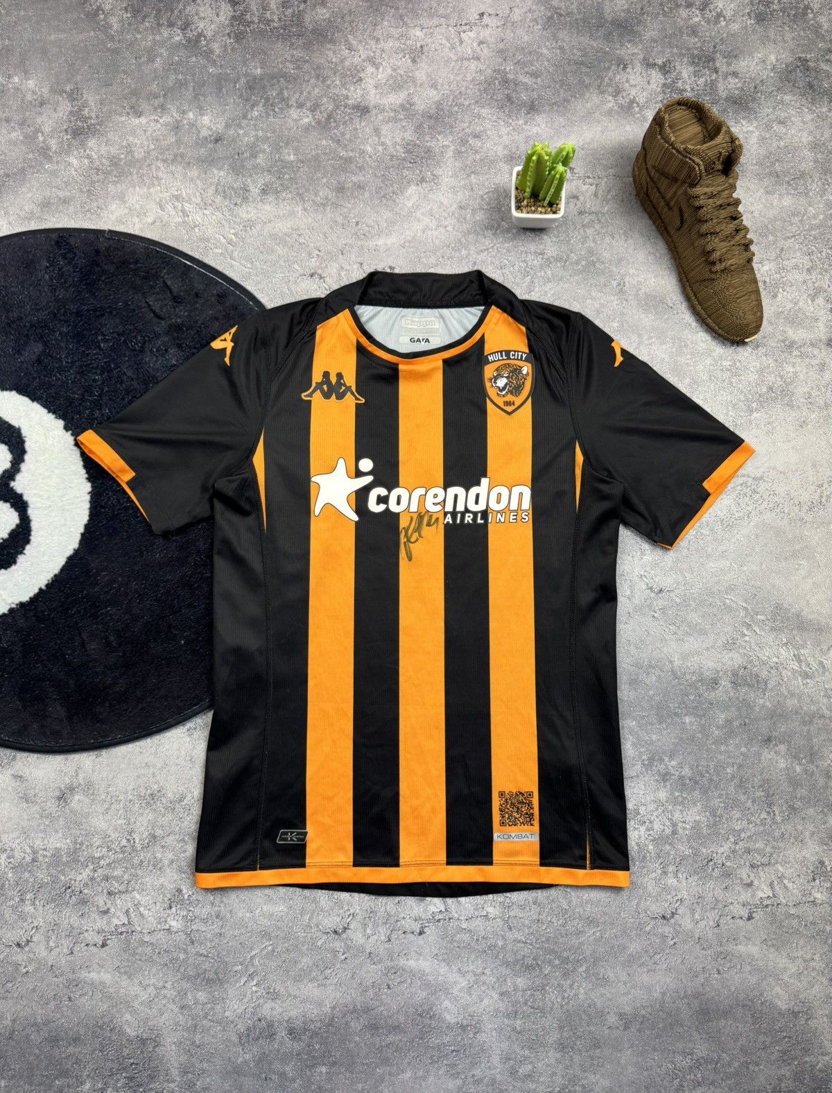 Sports Specialties SEAN QUINN #7 Hull City AFC 23/24 Match Issue Home Football Size US S / EU 44-46 / 1 - 1 Thumbnail