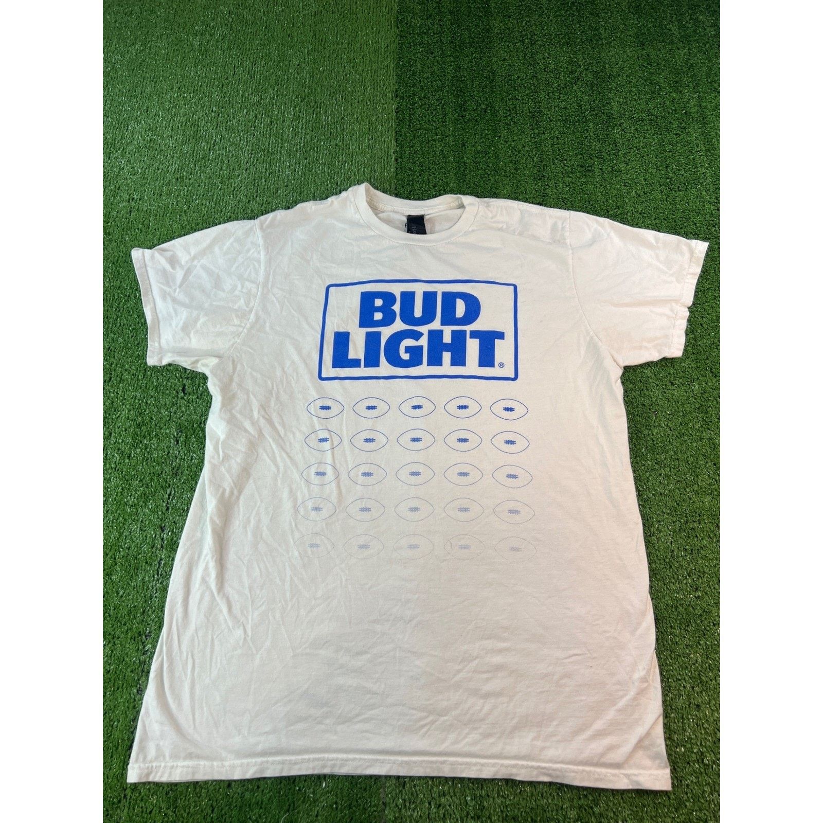 Other Bud Light Beer Men's White Football Logos Tshirt Tee Size L Size US L / EU 52-54 / 3 - 1 Thumbnail