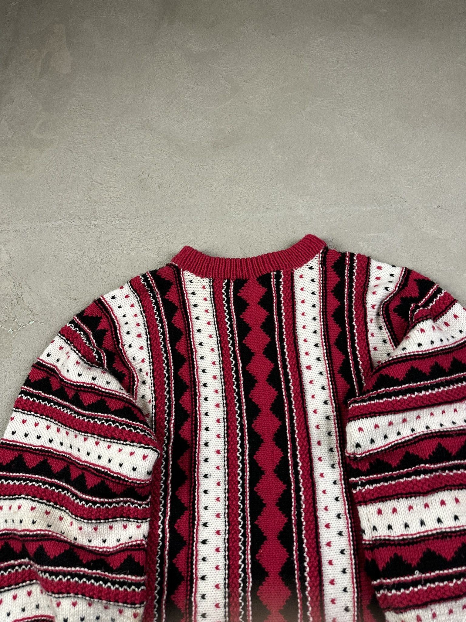 Vintage Vintage 3D Cable Coogi Style Knit Cotton Boxy Sweater Size US L / EU 52-54 / 3 - 10 Thumbnail