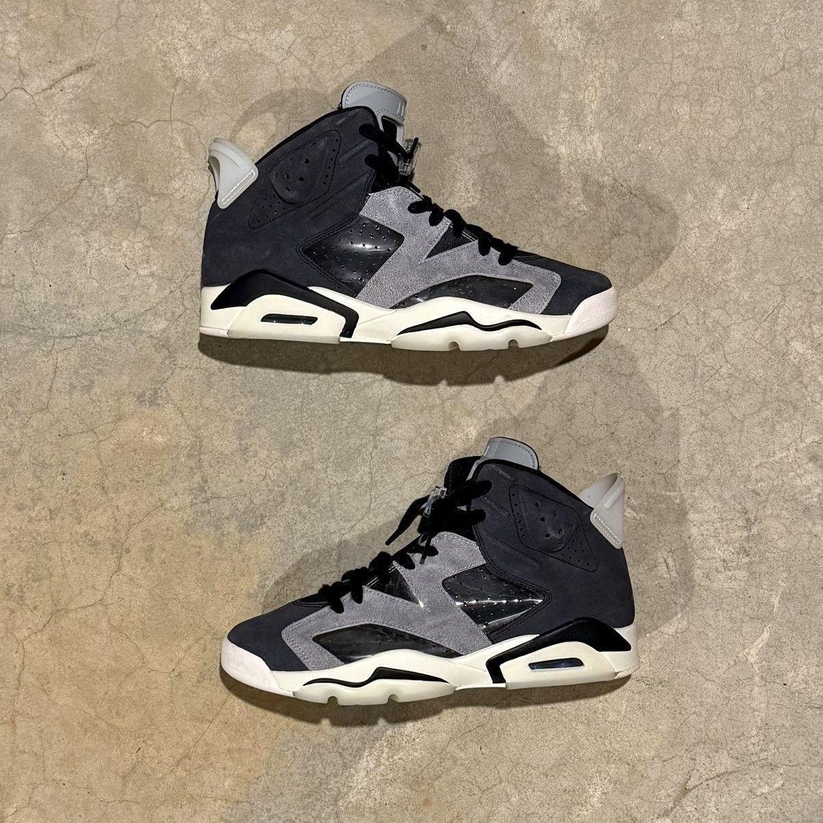 Jordan Brand Air Jordan 6 Retro Tech Chrome 2020 US 9.5 Size US 9.5 / EU 42-43 - 3 Thumbnail
