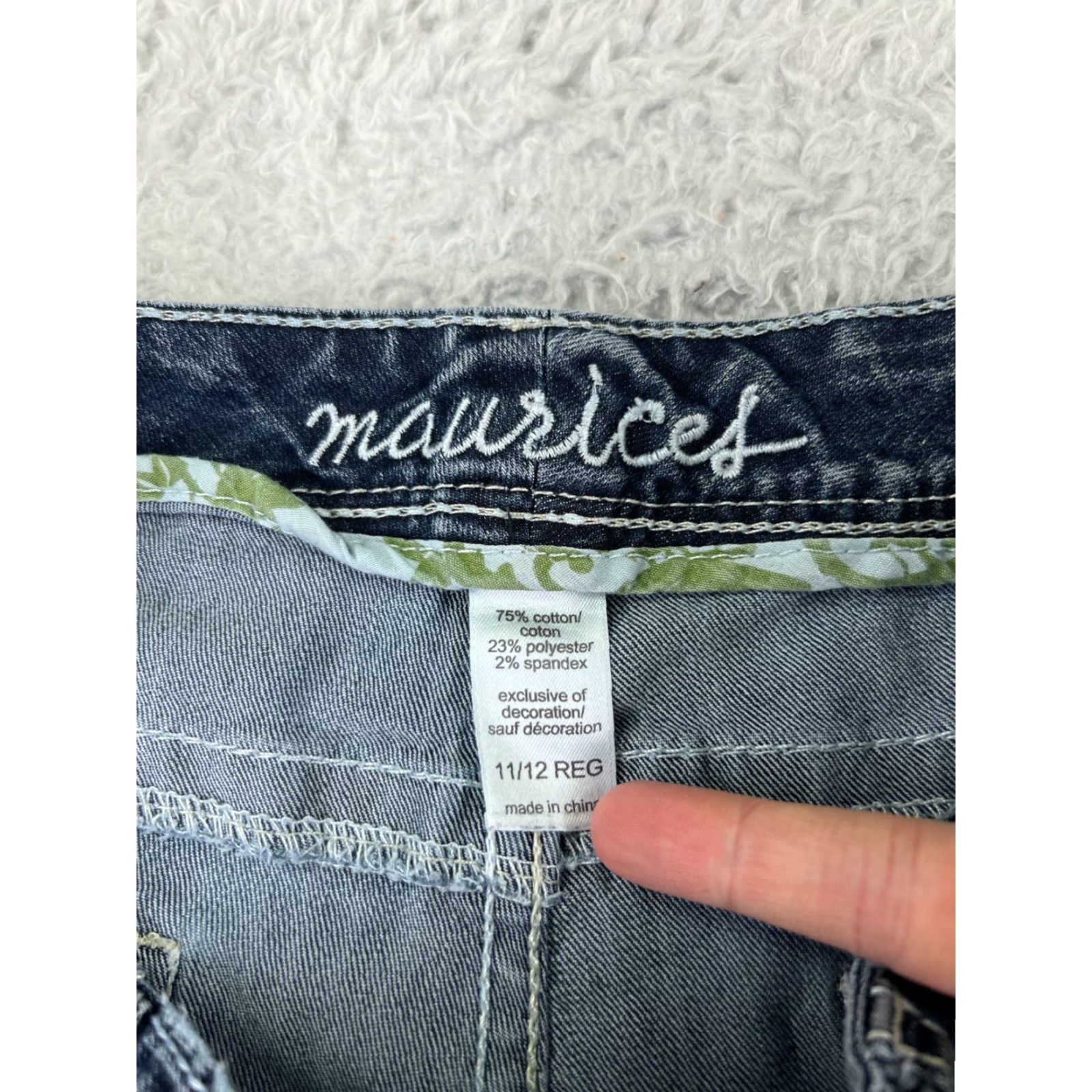 Vintage Maurices Jeans Womens 32x31 Blue Denim Bootcut Embroidered Cotton Blend Regular Inseam 31 5-Pocket Design Vintage No N/A Size 32" / US 10 / IT 46 - 6 Thumbnail