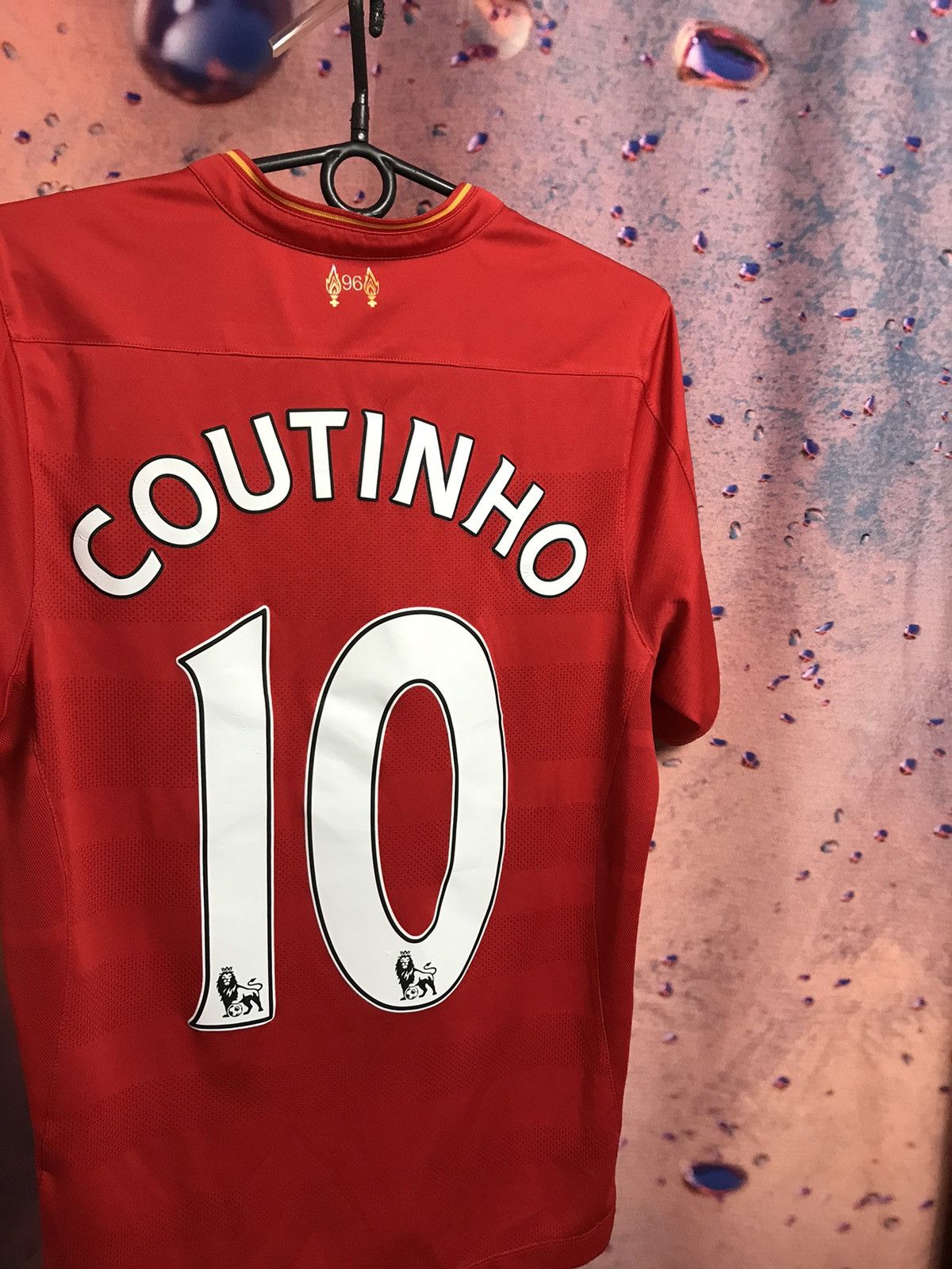 Other Liverpool Coutinho soccer jersey Size US XS / EU 42 / 0 - 1 Thumbnail