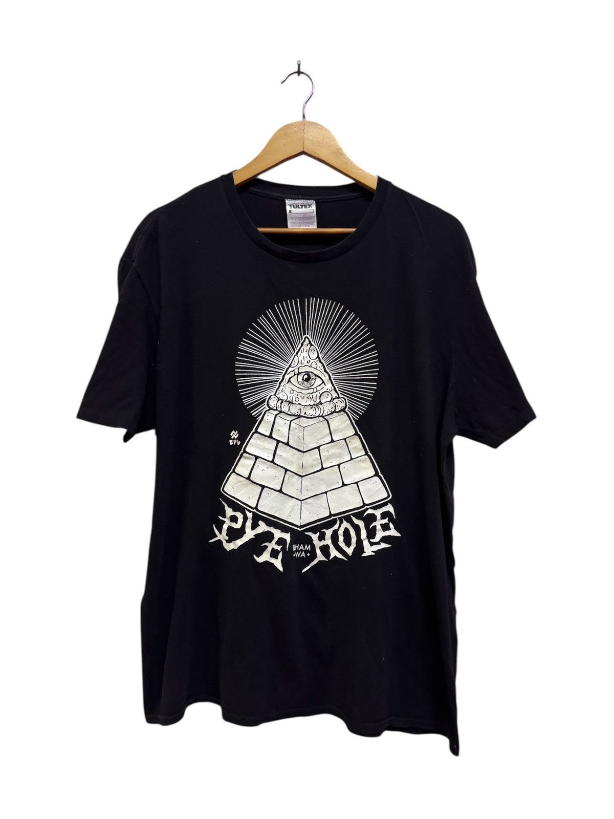Black Pyramid Last Drop Pyramid Illumination T-Shirts Size 2XL Size US XL / EU 56 / 4 - 1 Thumbnail
