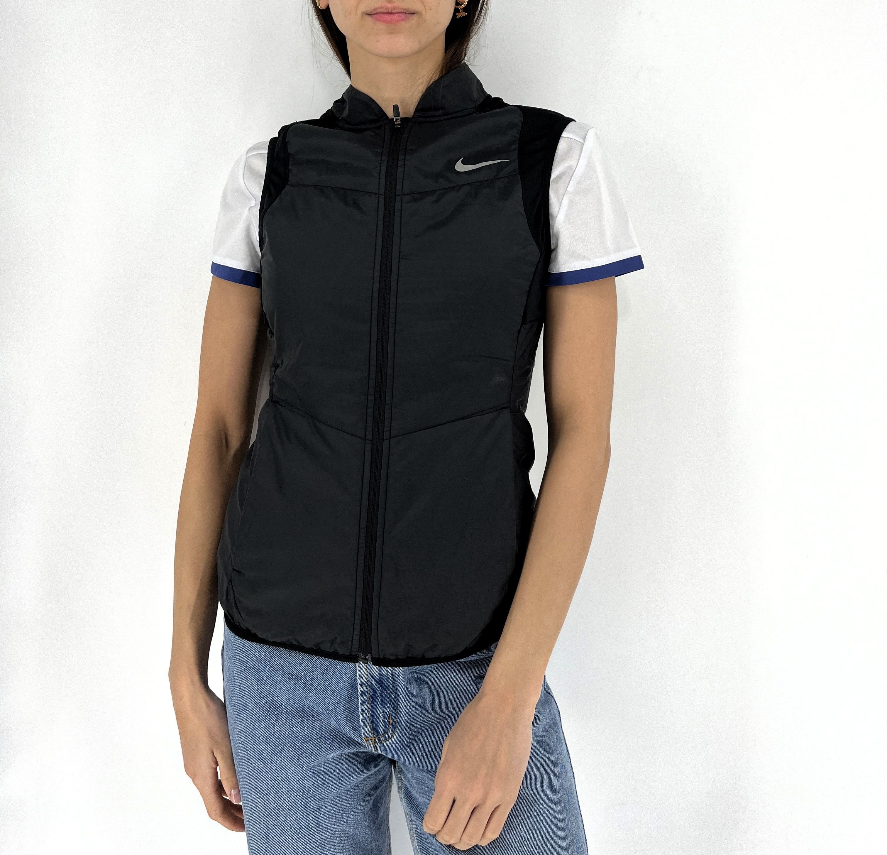 Nike × Vintage Nike Vintage Y2K Running Outdoor Light Swoosh Vest Size XS / US 0-2 / IT 36-38 - 1 Thumbnail