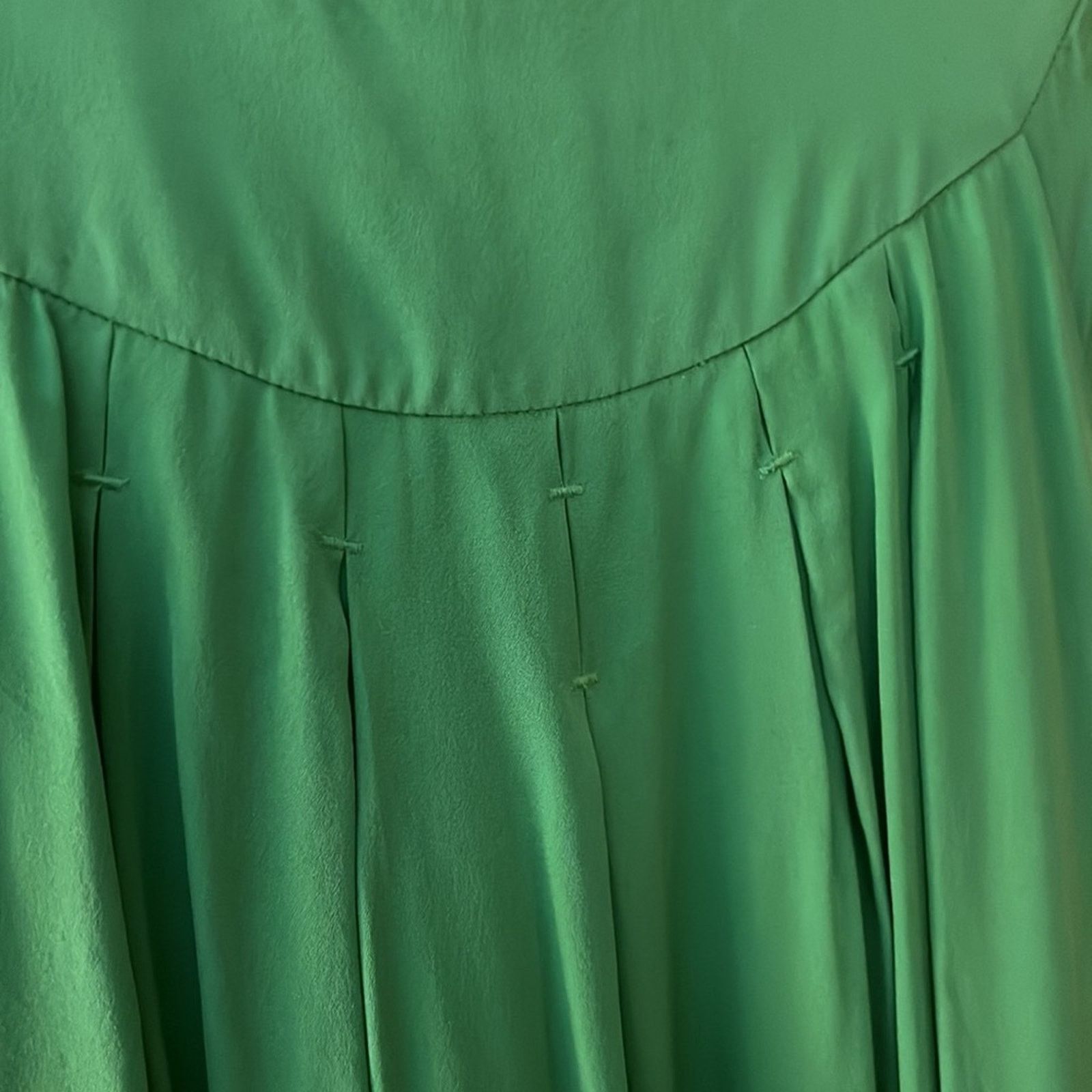 Banana Republic Banana Republic Lime Green Pleated Dress Size XS Size XS / US 0-2 / IT 36-38 - 6 Thumbnail