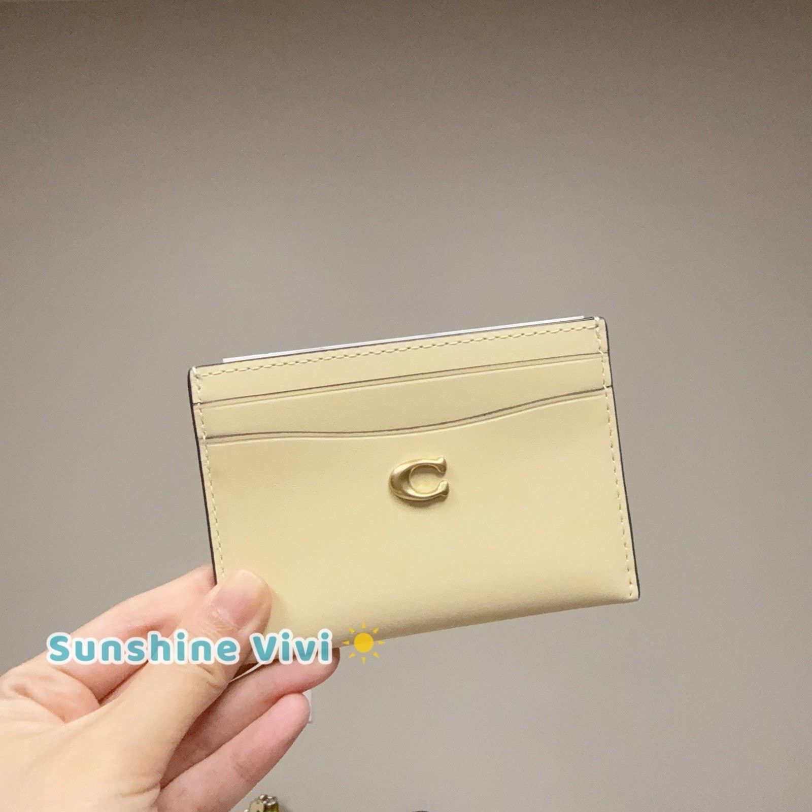 Coach NWT Coach Card Case Leather CM435 MOONLIGHT Size ONE SIZE - 1 Thumbnail