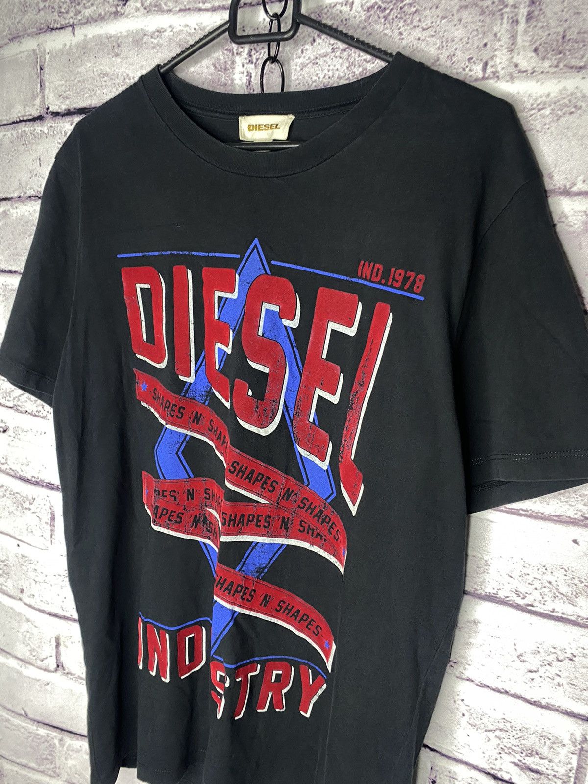 Diesel MENS Vintage T-shirt Diesel Avant Garde style big logo Size US M / EU 48-50 / 2 - 2 Thumbnail