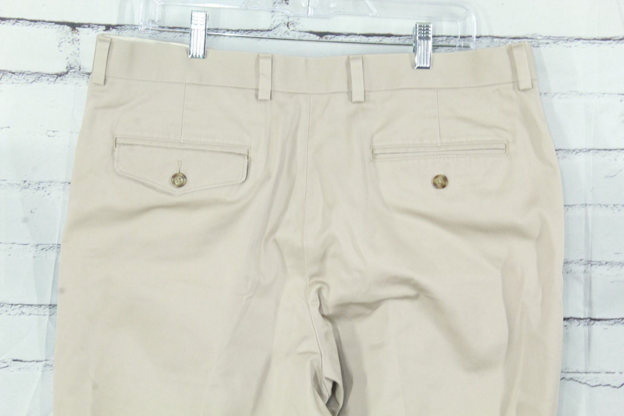 L.L. Bean LL Bean Double L Khaki Chinos Natural Fit 36 Naturecore Size US 36 / EU 52 - 7 Thumbnail