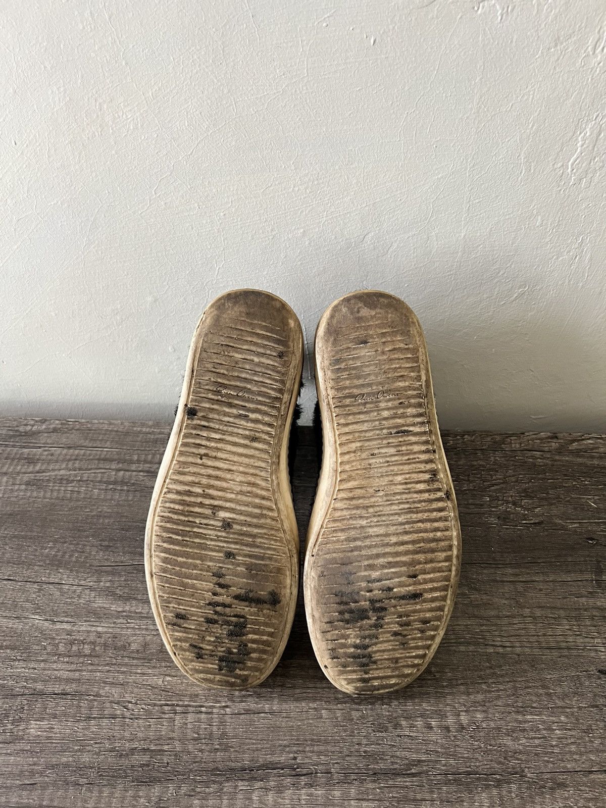 Rick Owens RICK OWENS PONY HAIR RAMONES HIGHTOP– BLACK/MILK Size US 7 / EU 40 - 14 Thumbnail