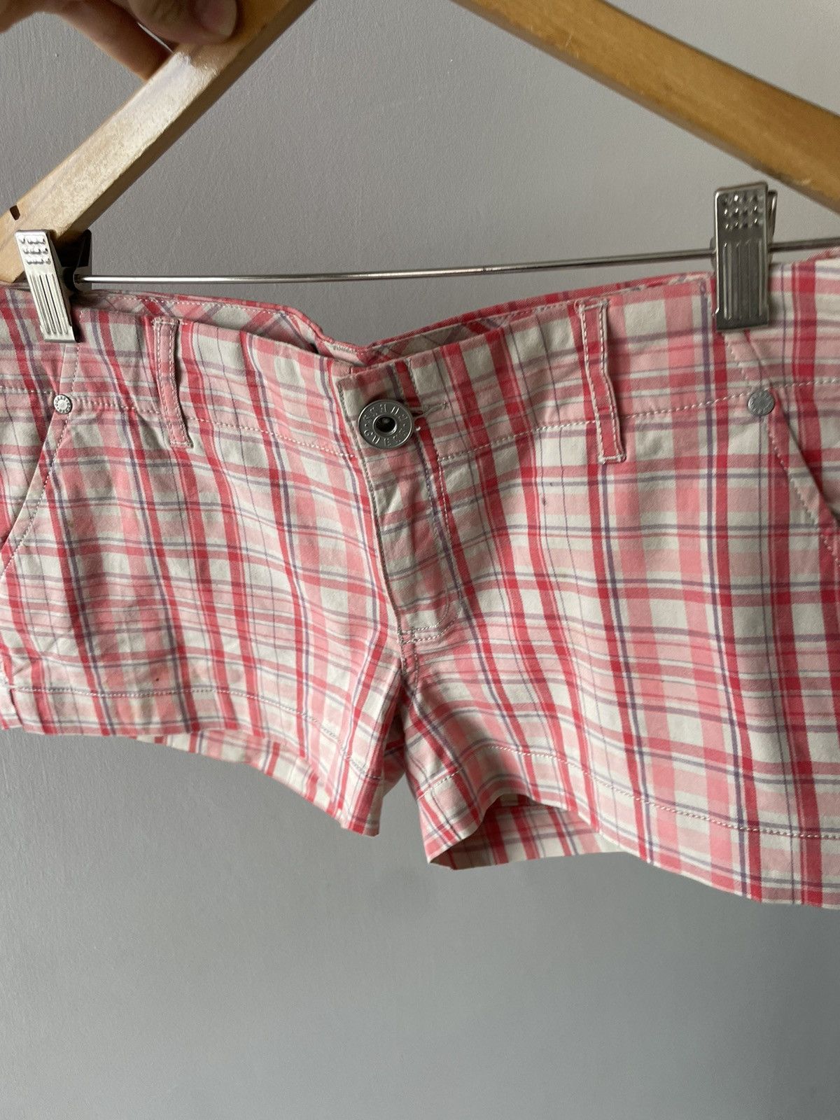Guess Guess short Size 28" / US 6 / IT 42 - 6 Thumbnail